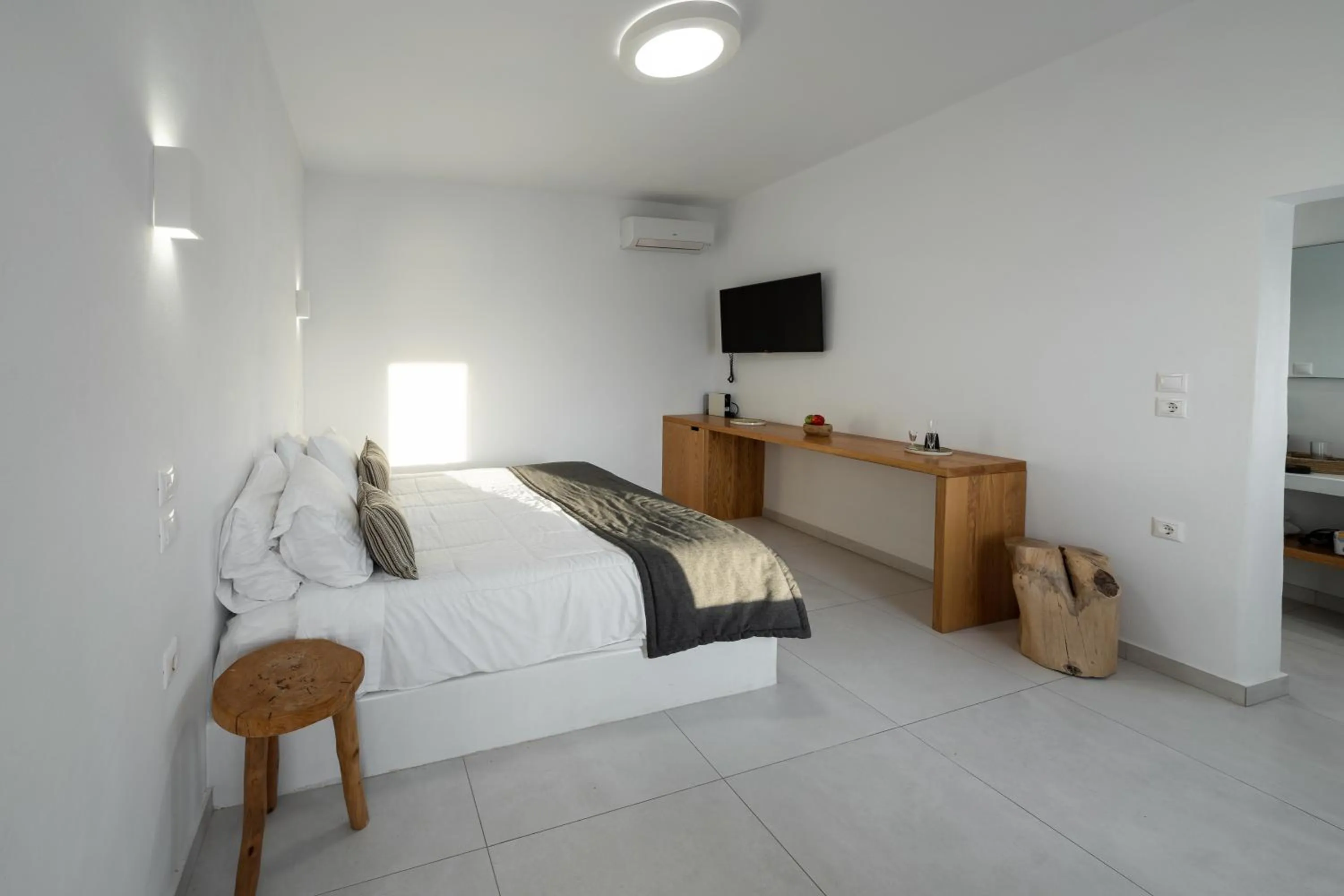 Bed in Smaro Studios