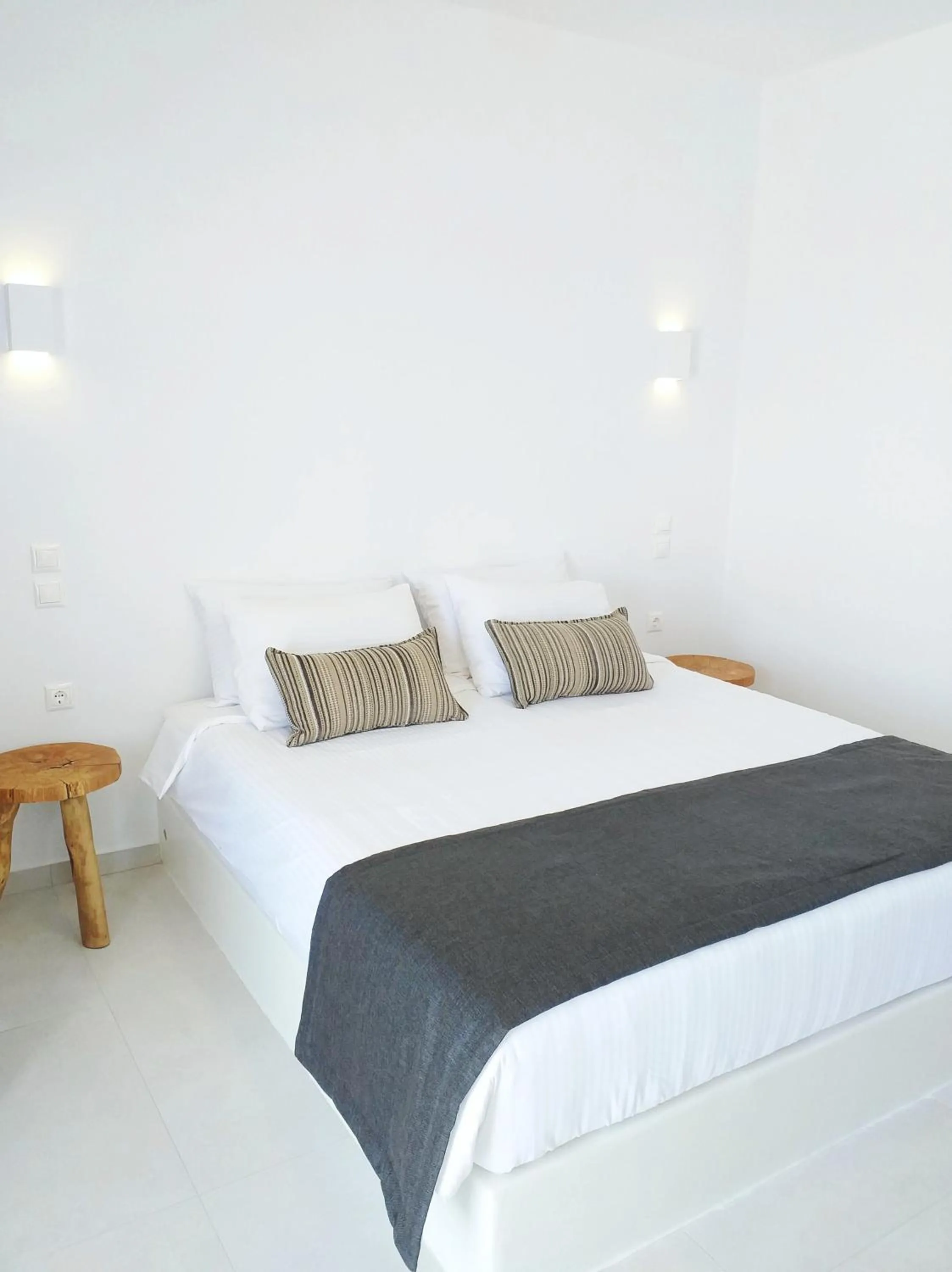 Bed in Smaro Studios