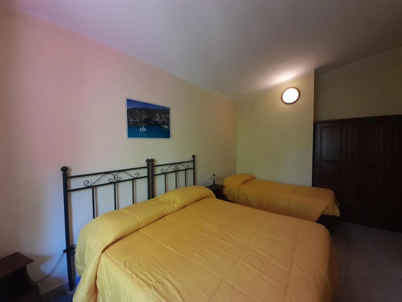 Bed in Hotel Sant'elene