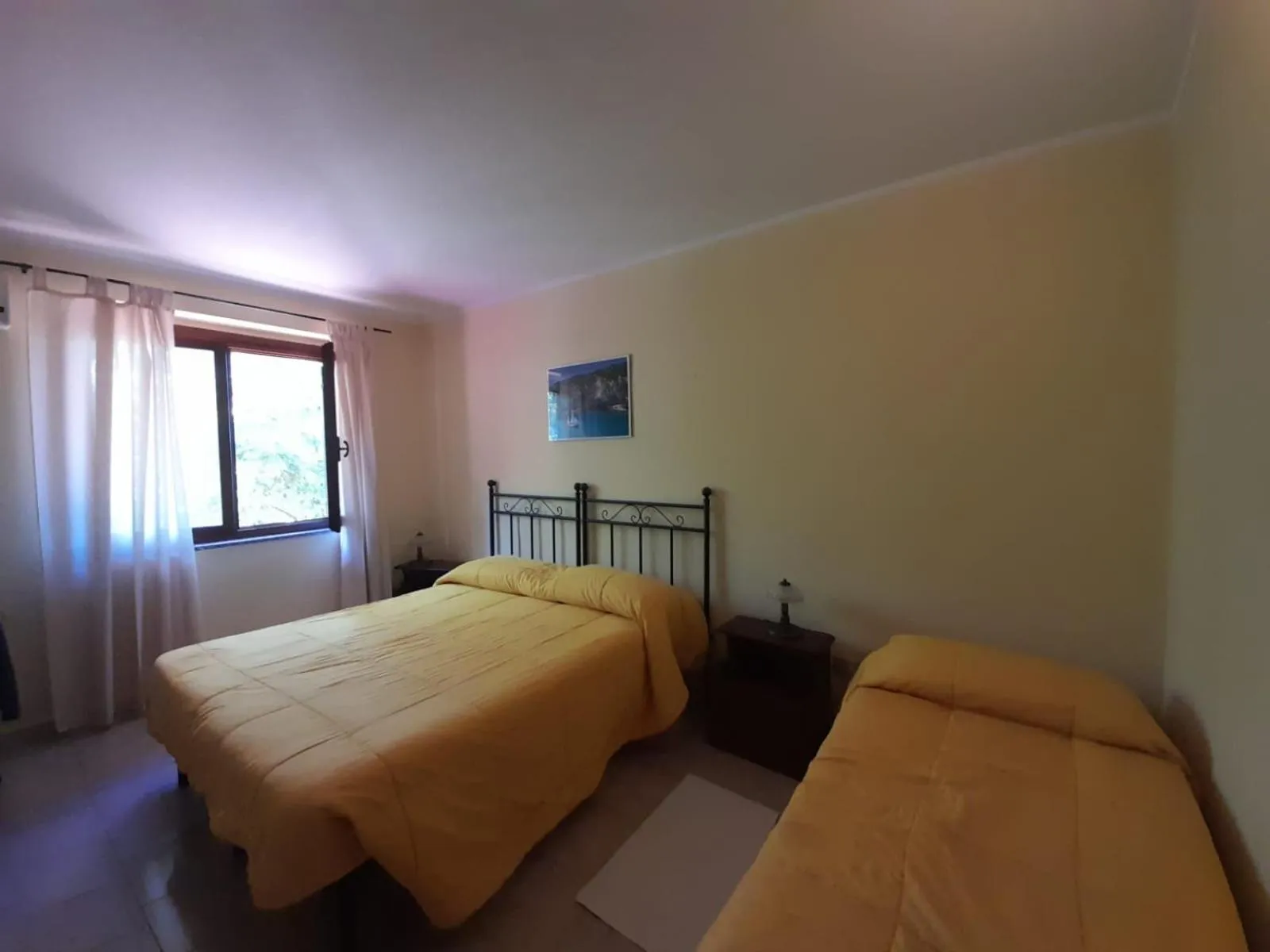 Bed in Hotel Sant'elene