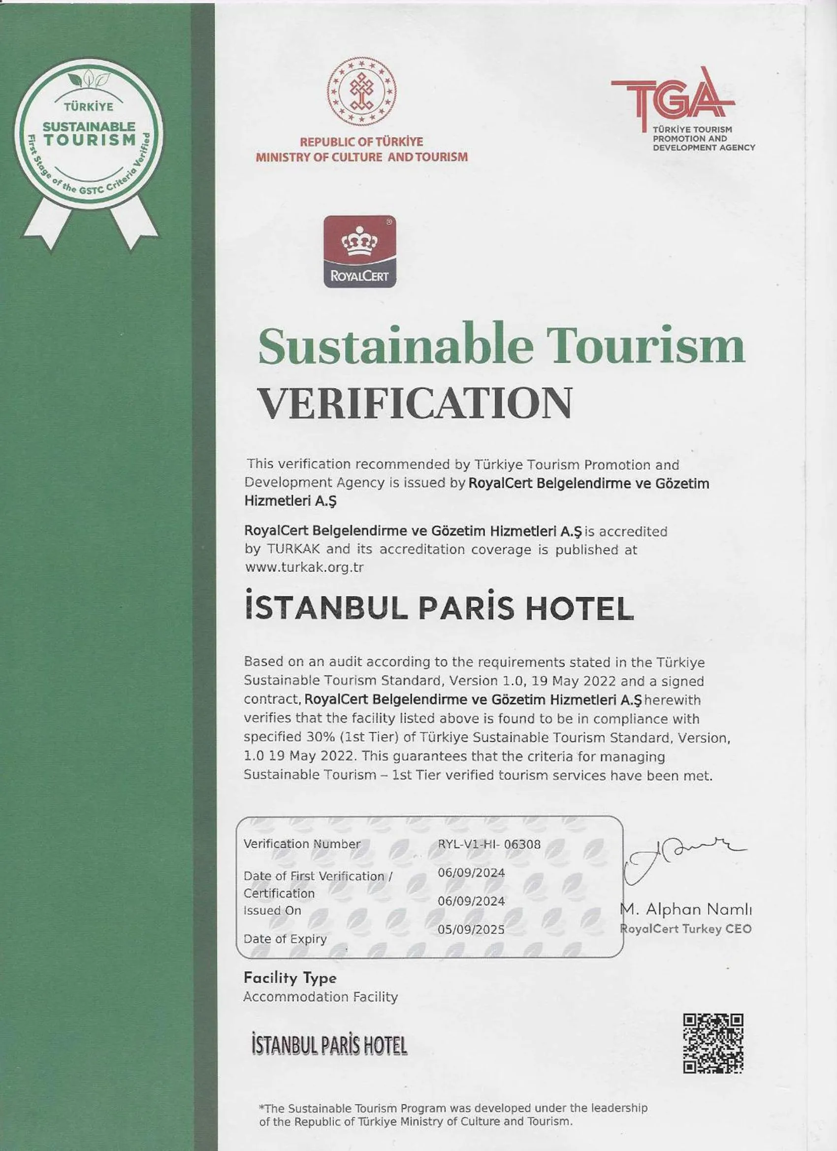 Certificate/Award in Paris Hotel