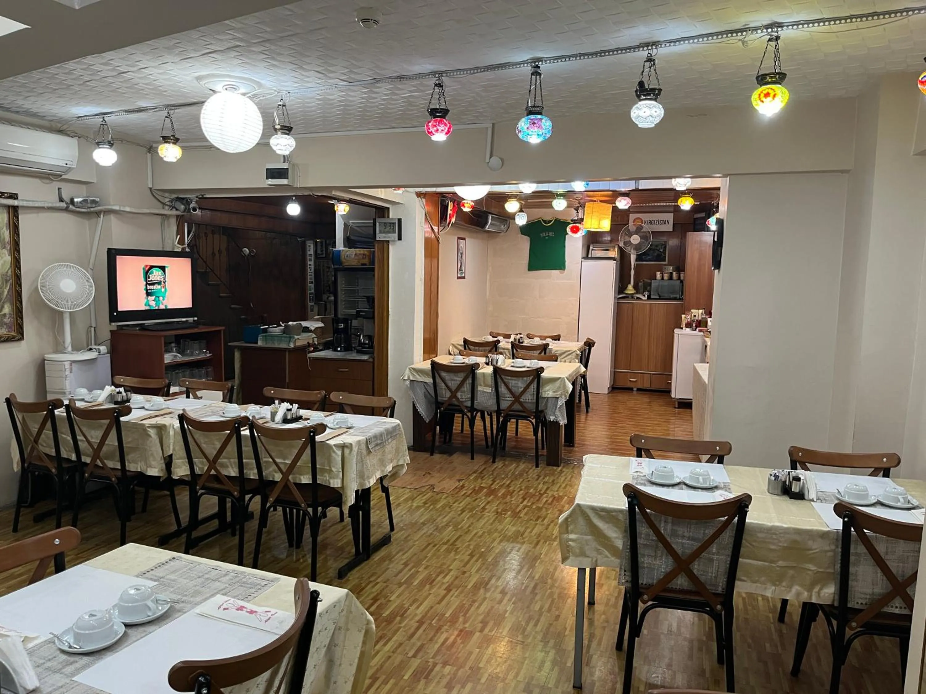 Breakfast in Paris Hotel