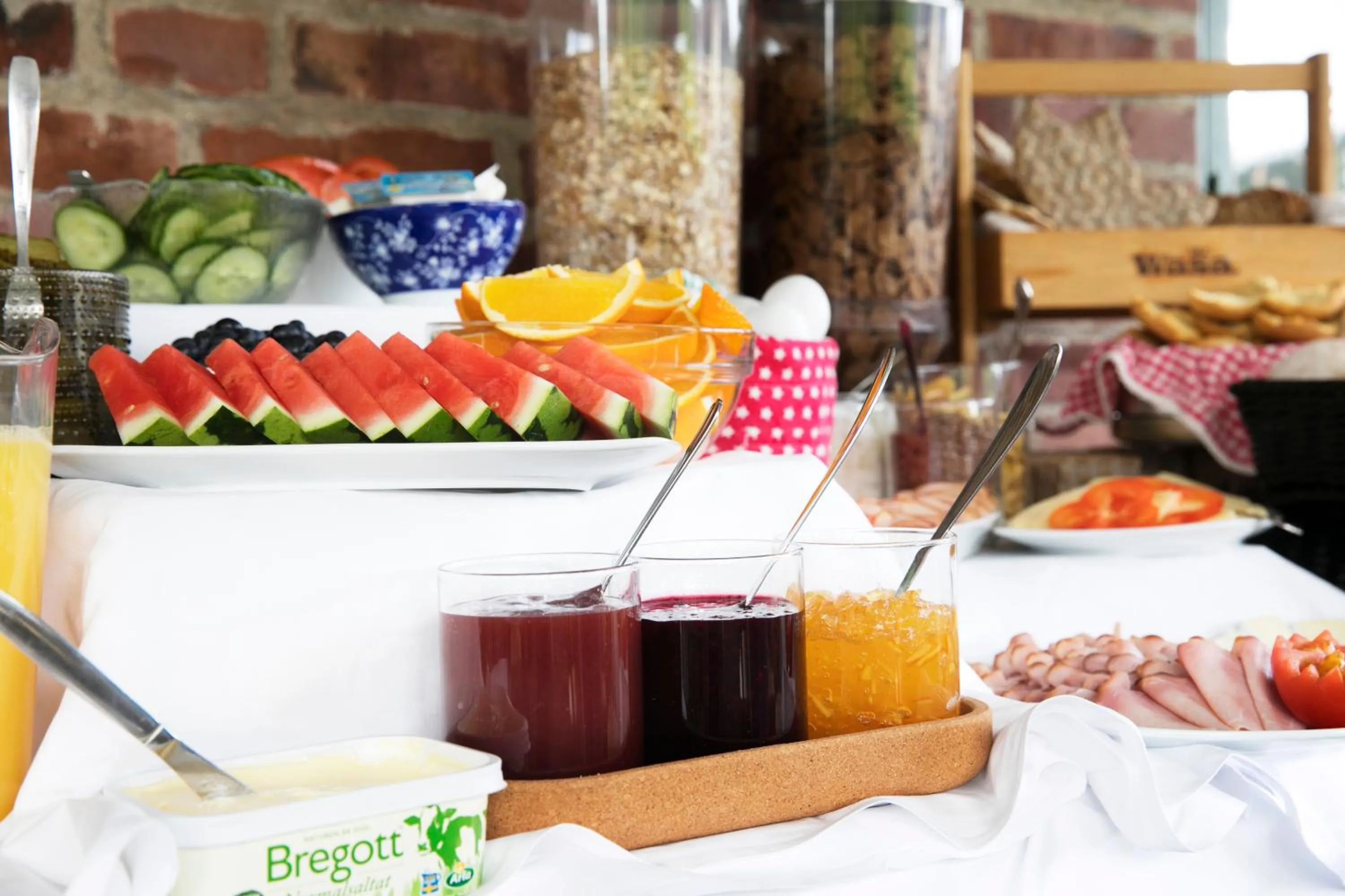 Breakfast in Kvibergs Vandrarhem - Hostel