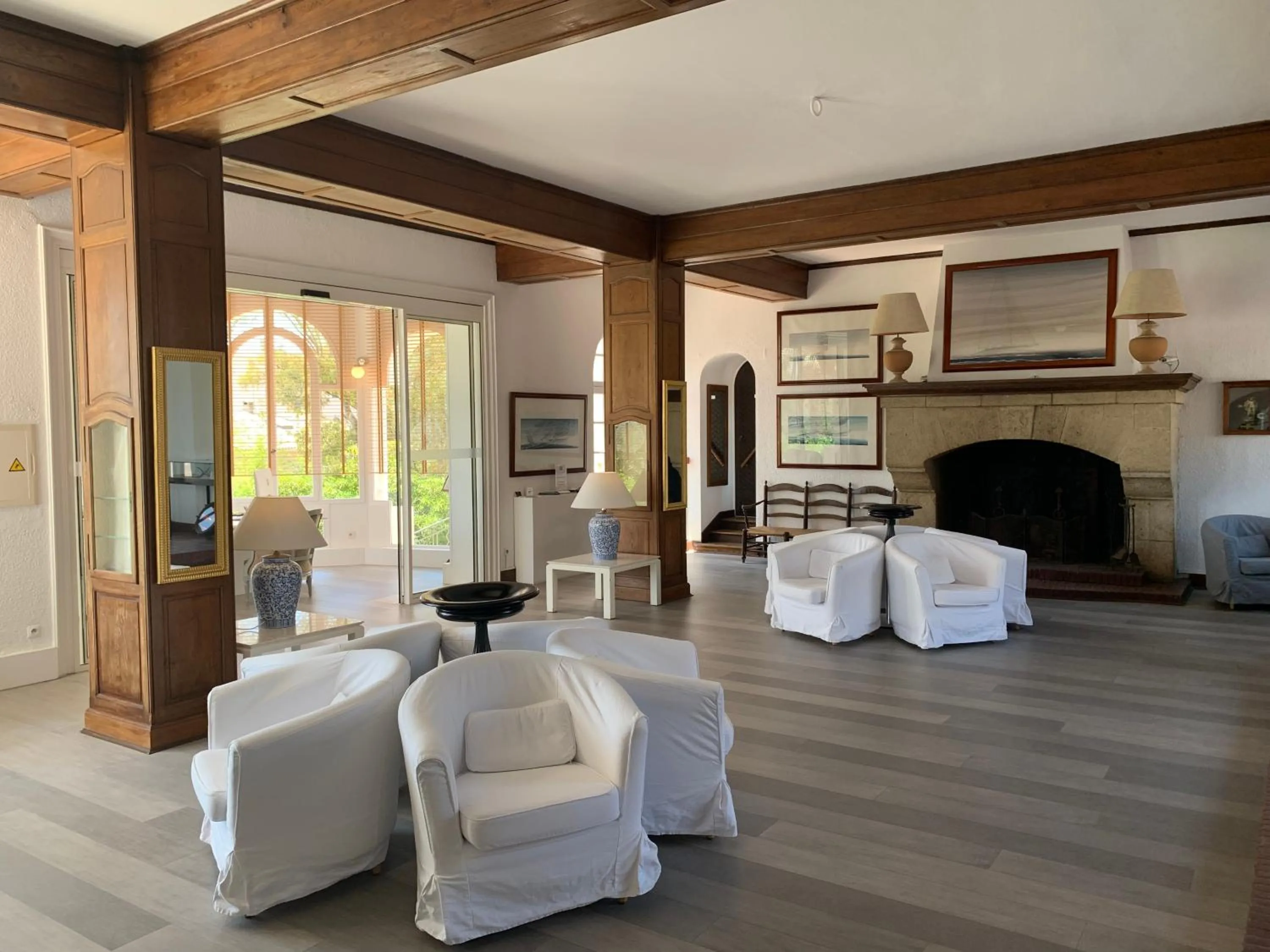 Auberge De La Calanque