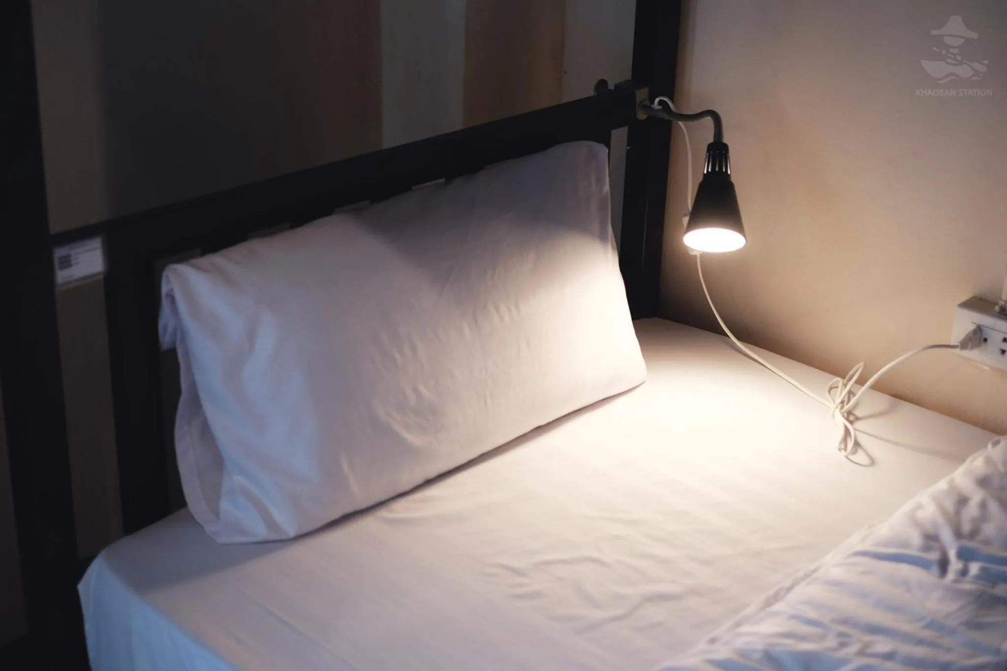 Bed in Khaosan Station