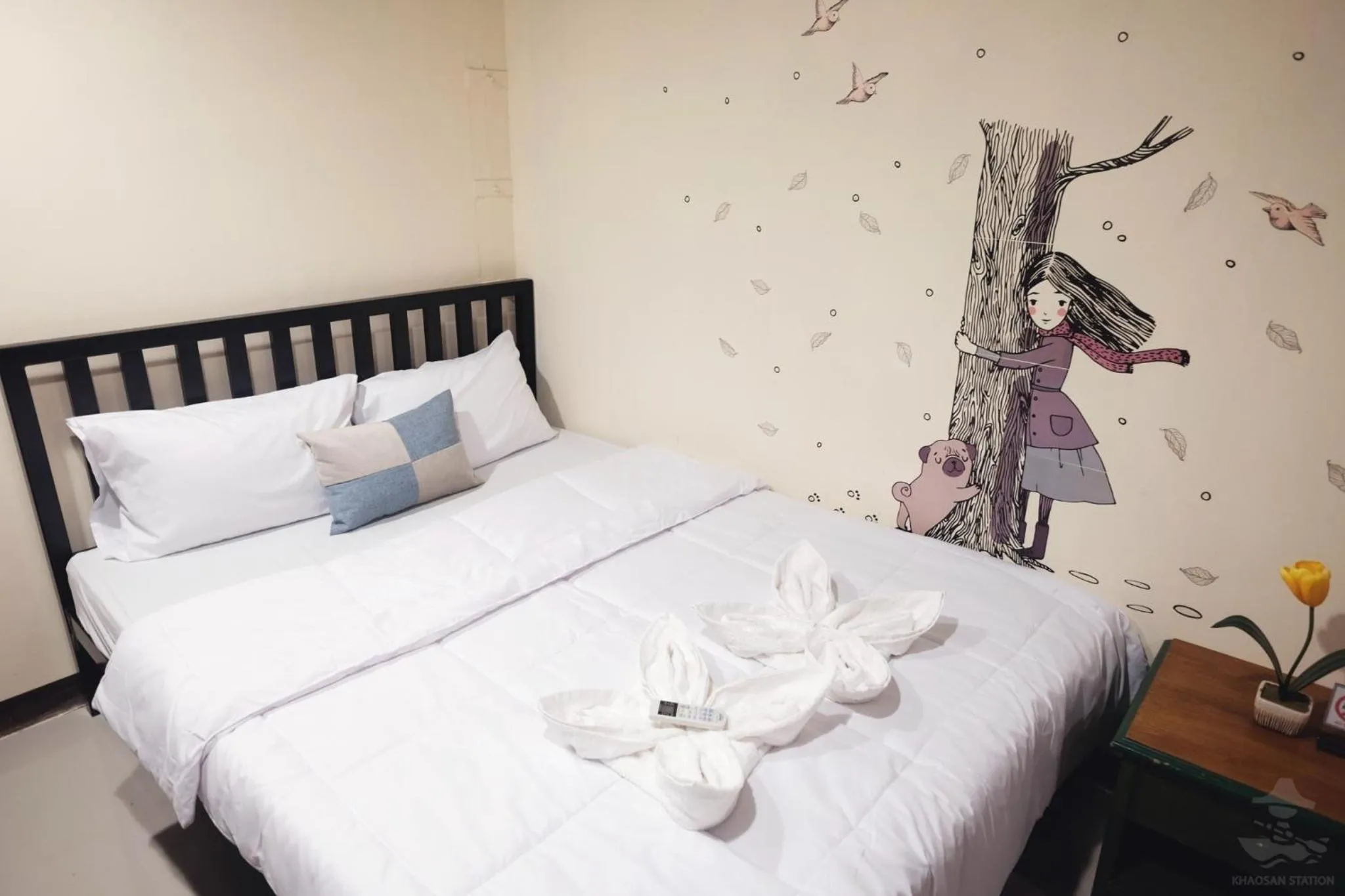 Bed in Khaosan Station