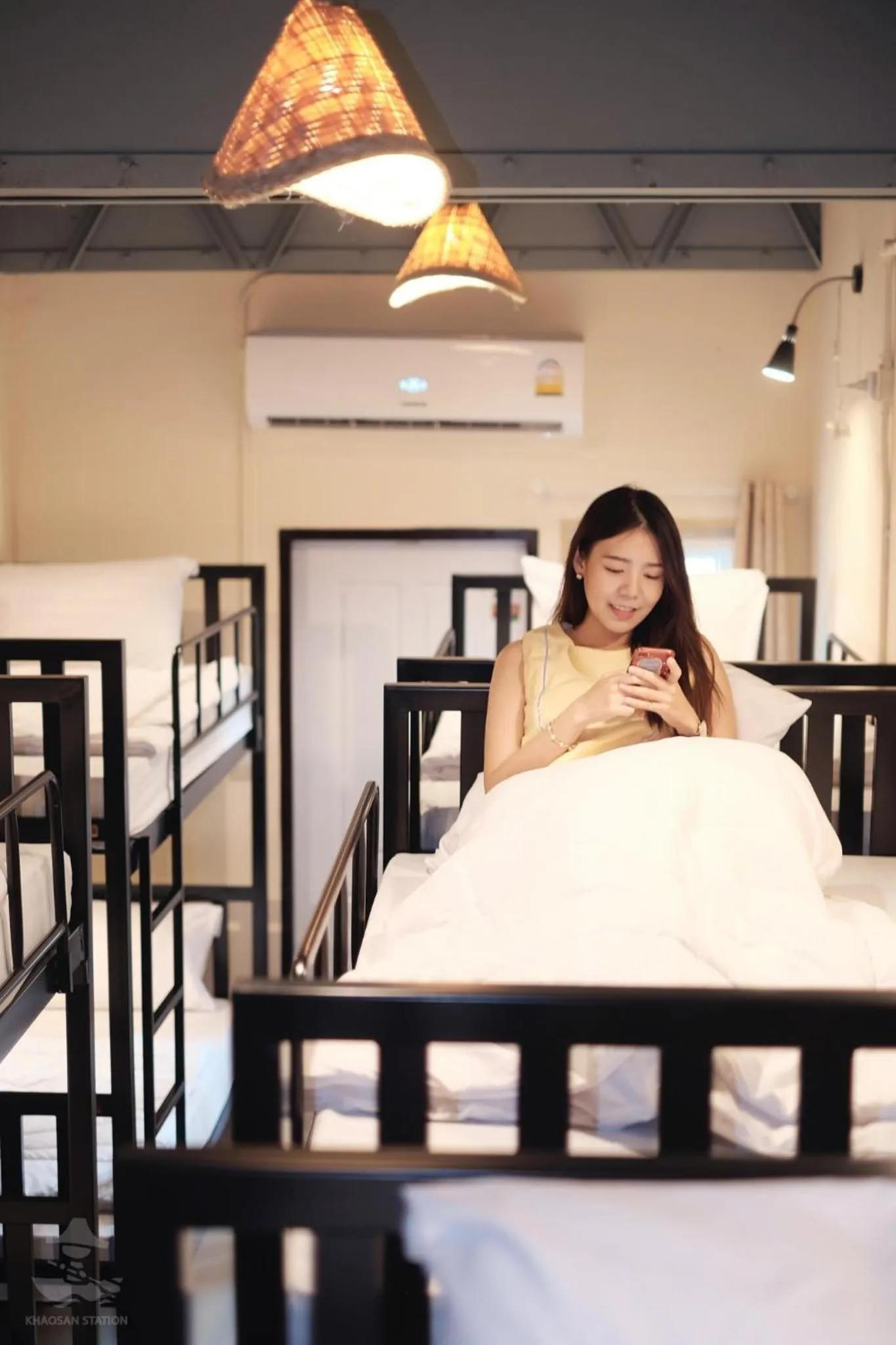 Bedroom, Bed in Khaosan Station