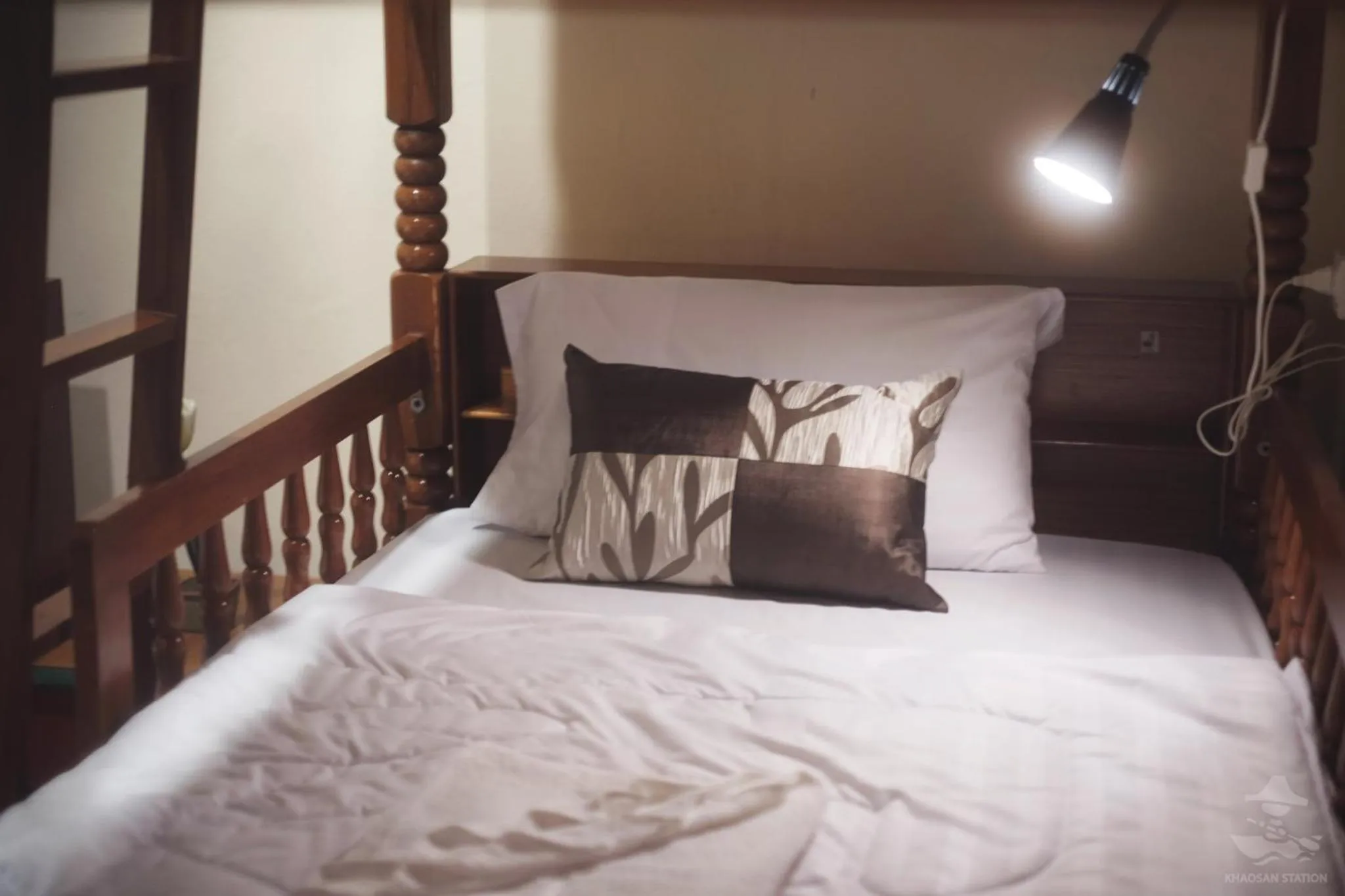 Bedroom, Bed in Khaosan Station