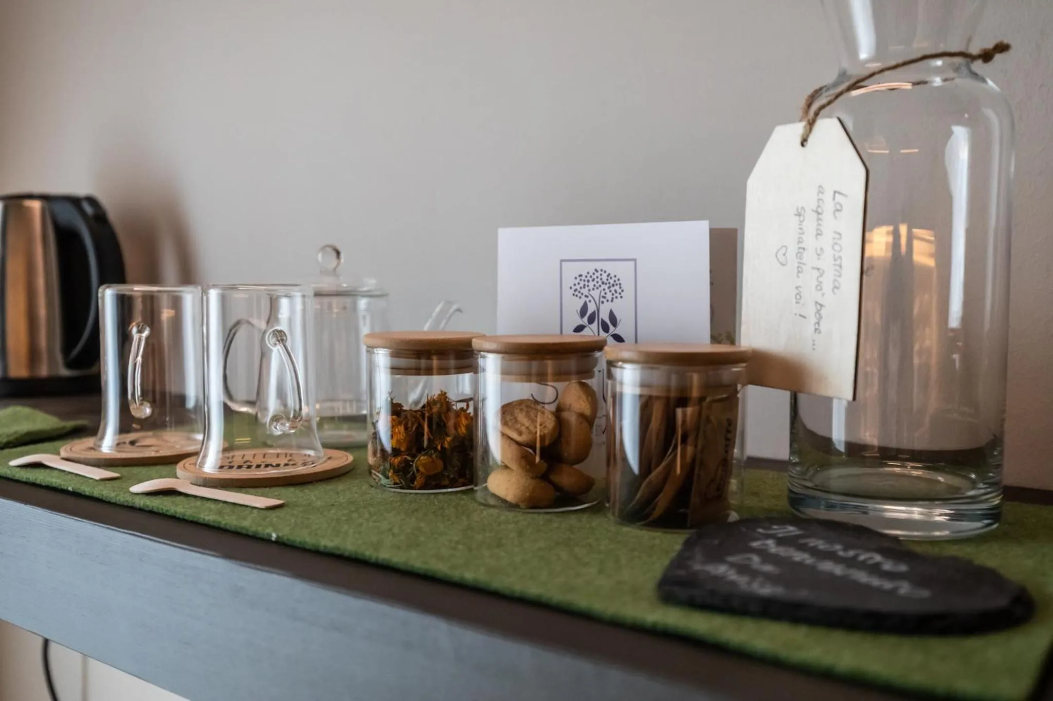 Coffee/tea facilities in Osteria Da Alvise
