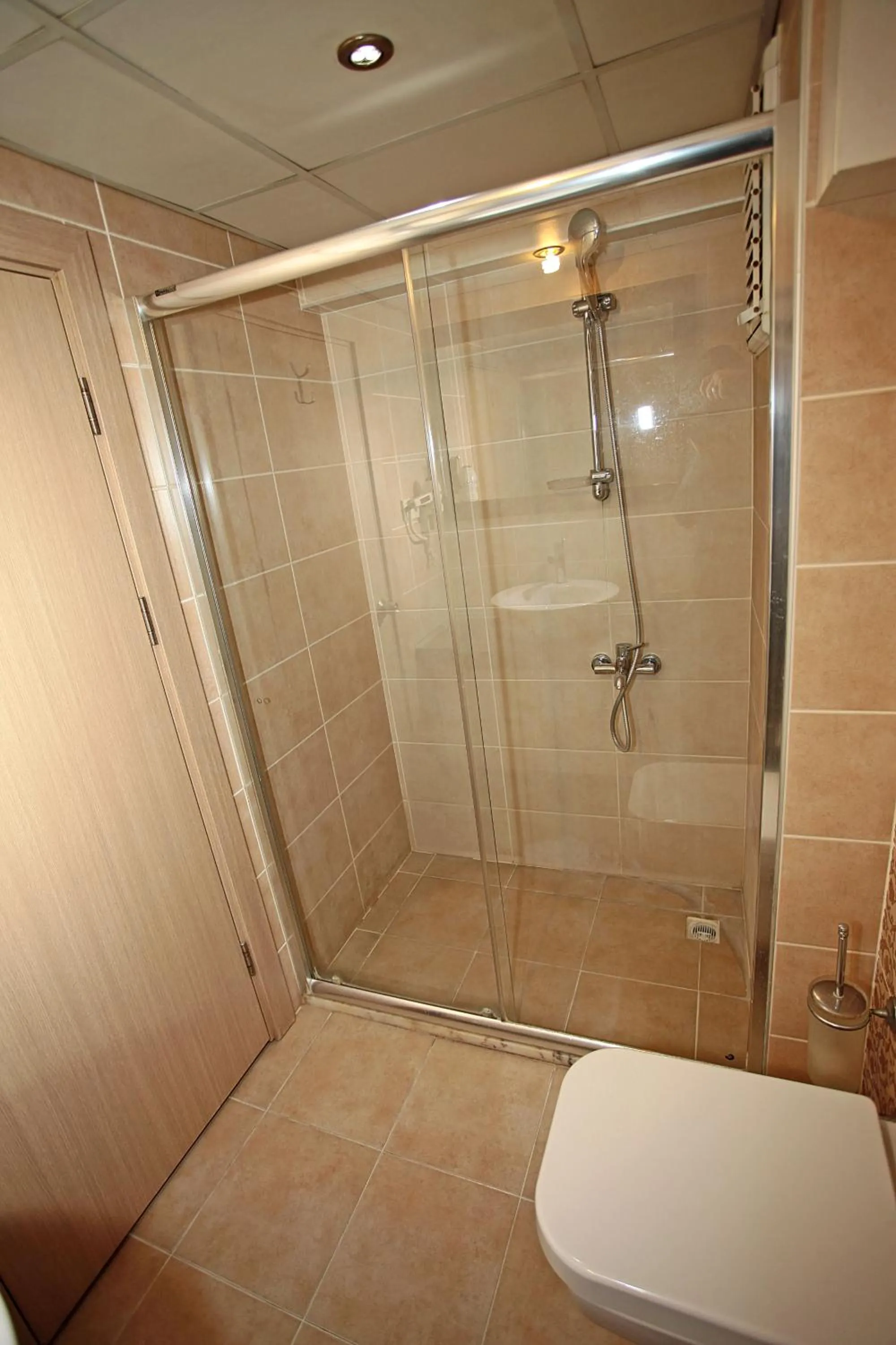Shower in Yildizoglu Hotel