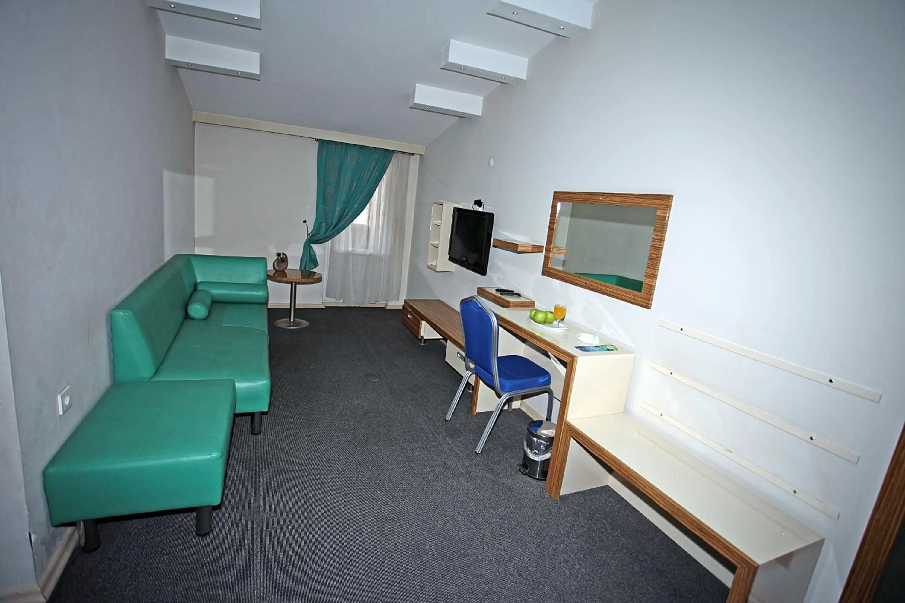 TV and multimedia in Yildizoglu Hotel