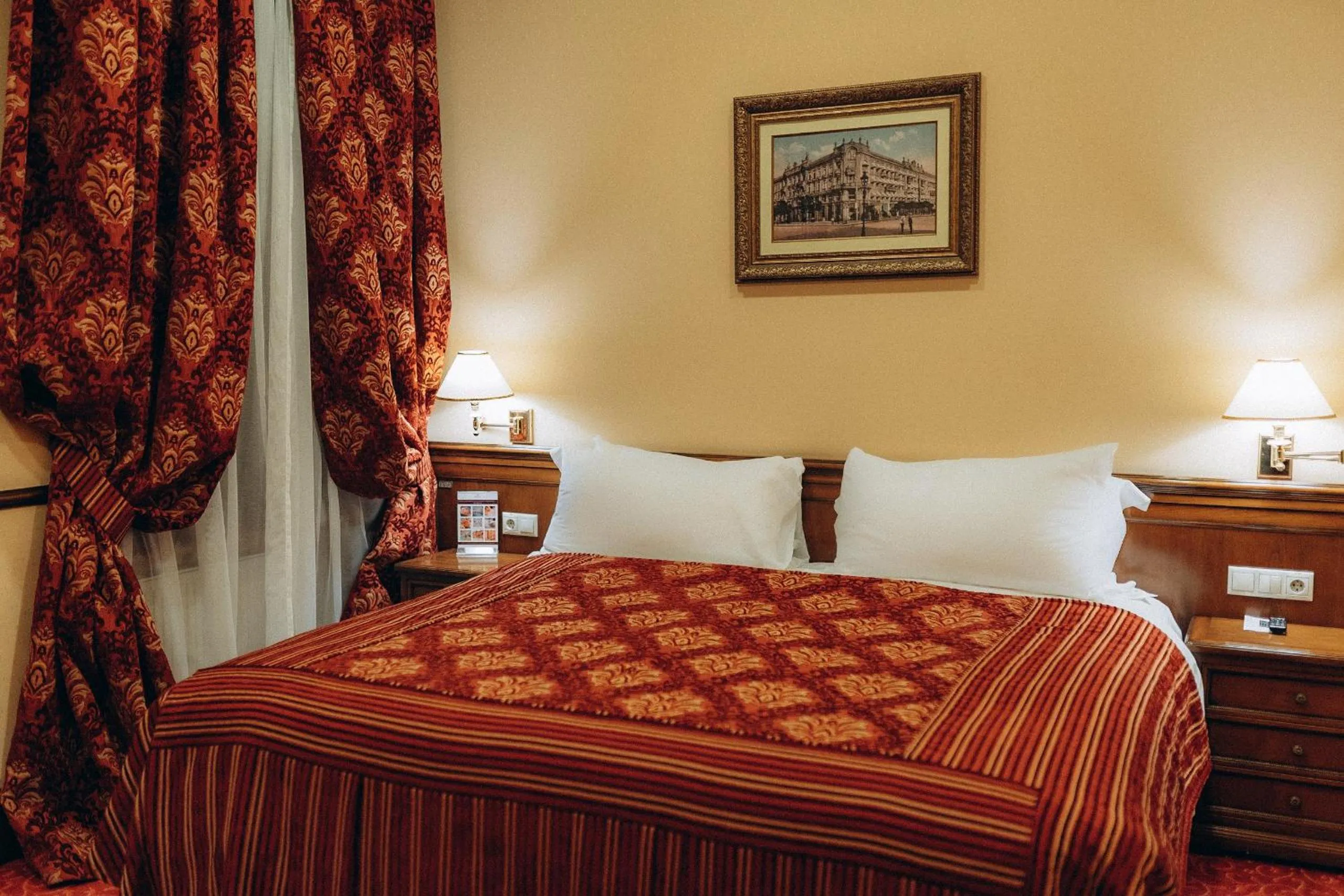 Bed in Hotel Bristol