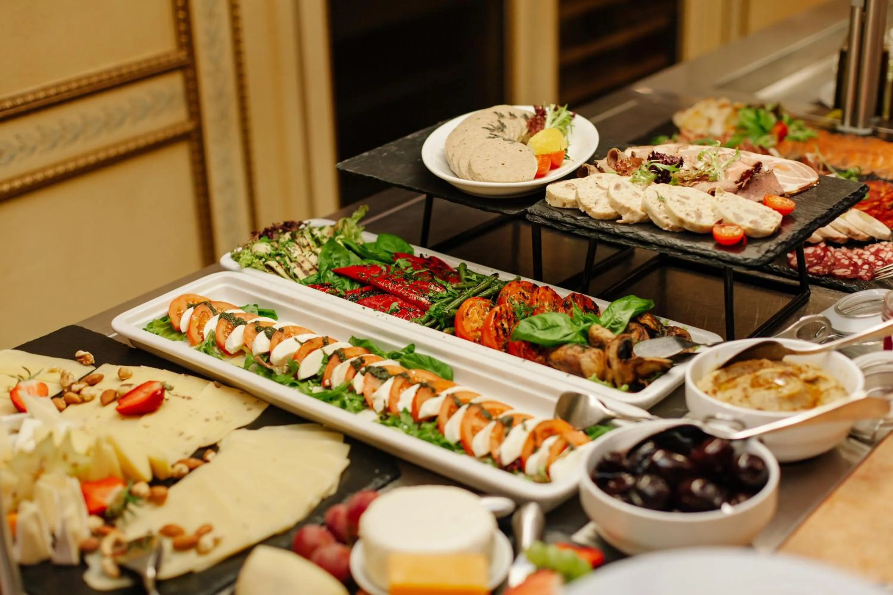 Food in Hotel Bristol