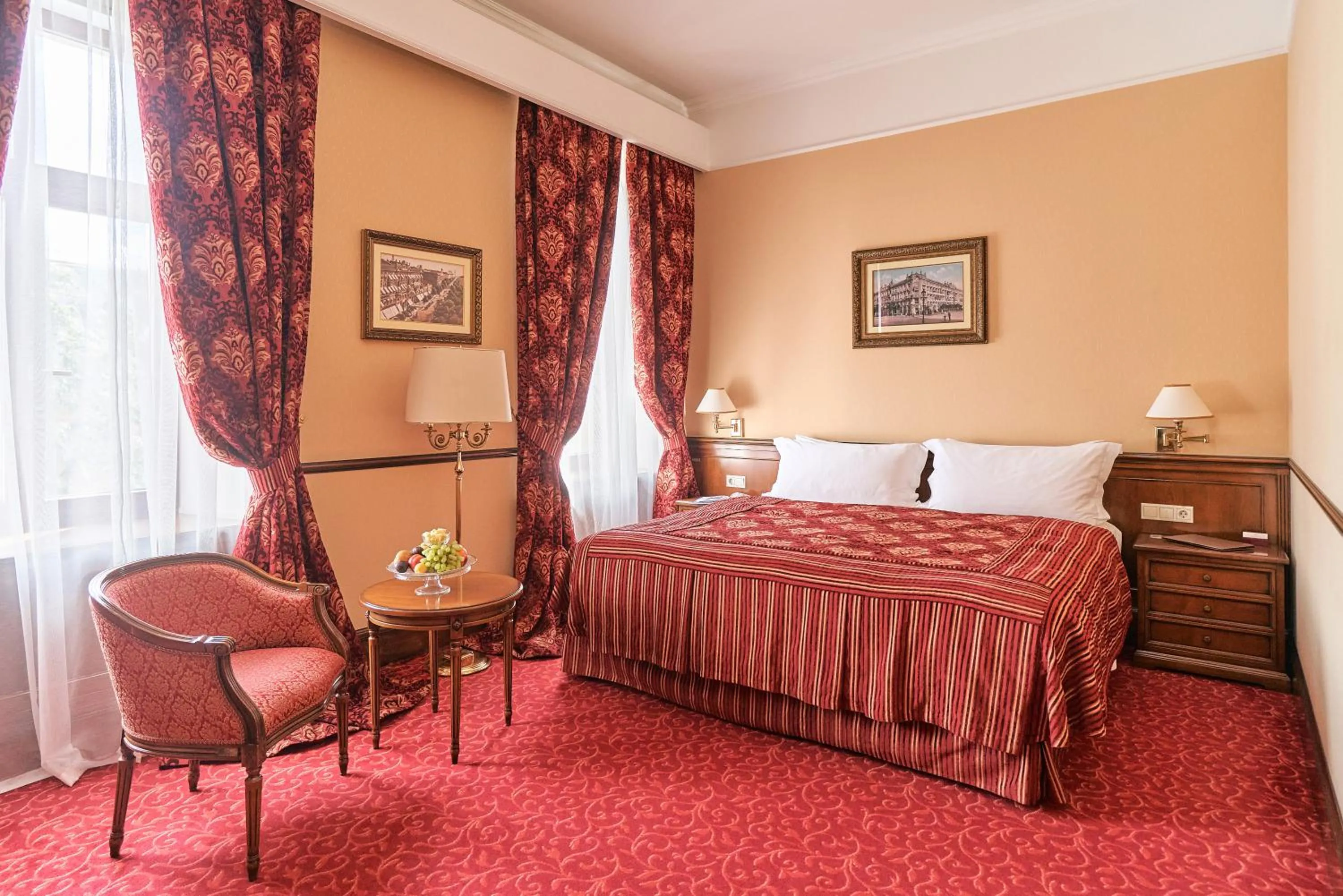 Bed in Hotel Bristol