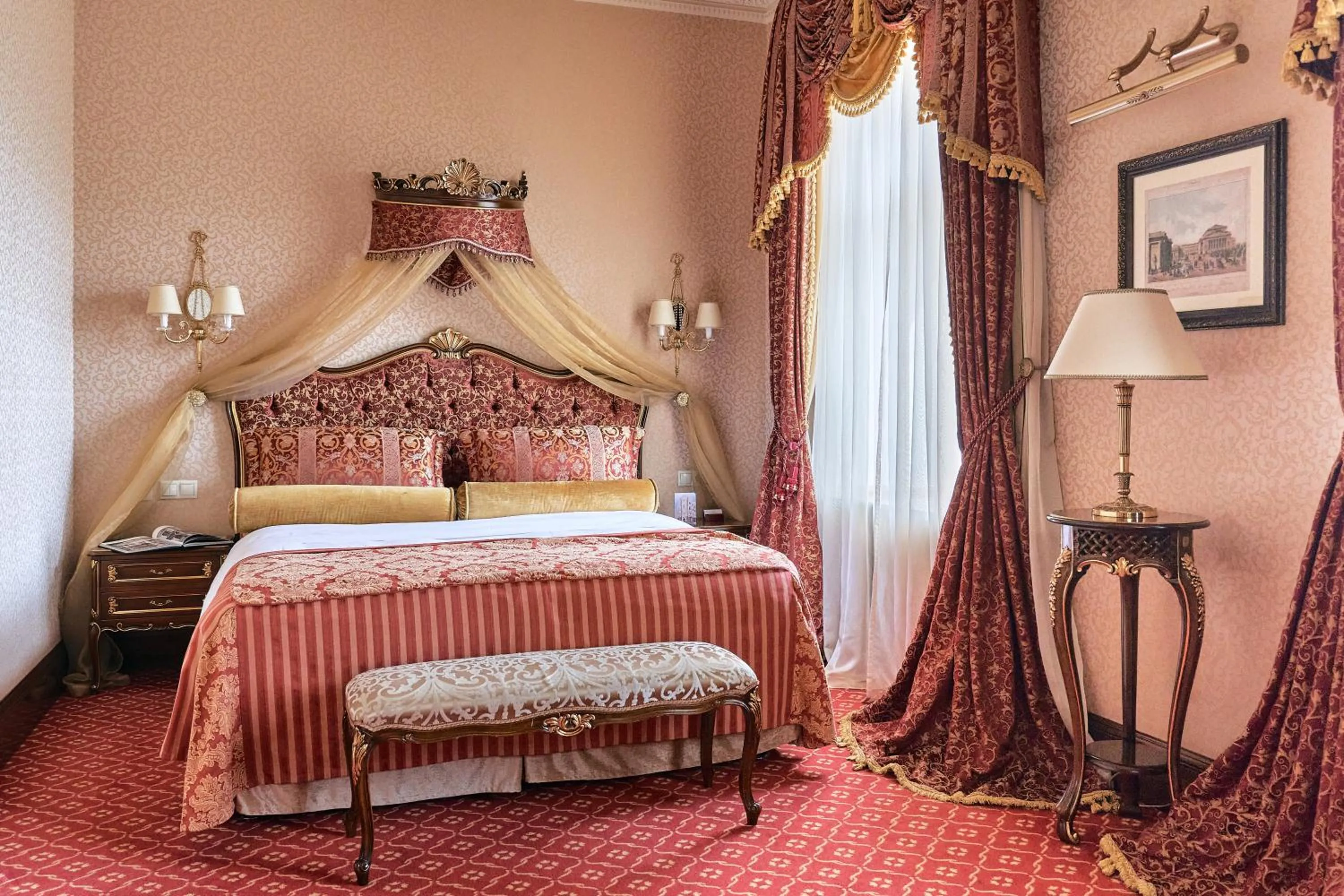 Bed in Hotel Bristol