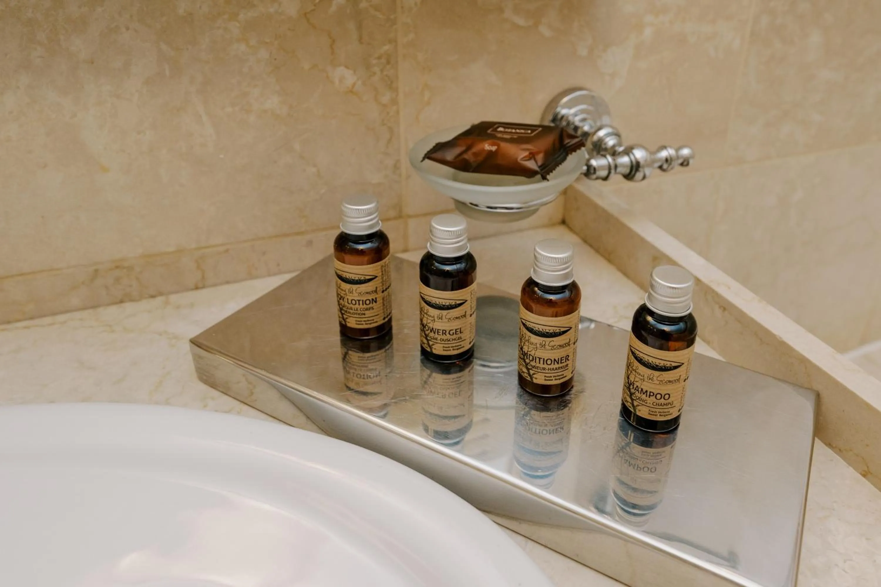 Bathroom in Hotel Bristol