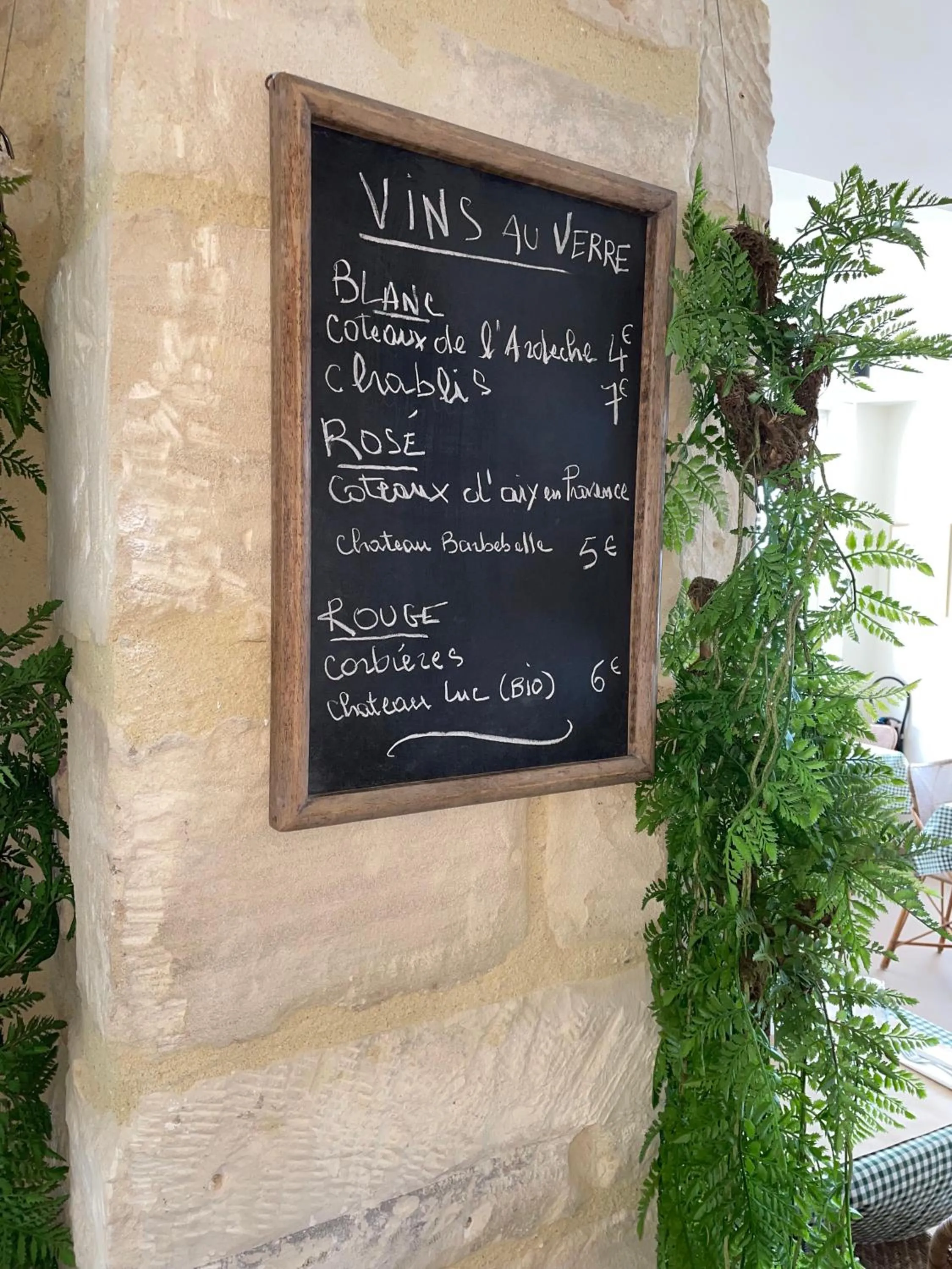 Property building in Beau Rivage Hôtel-Restaurant