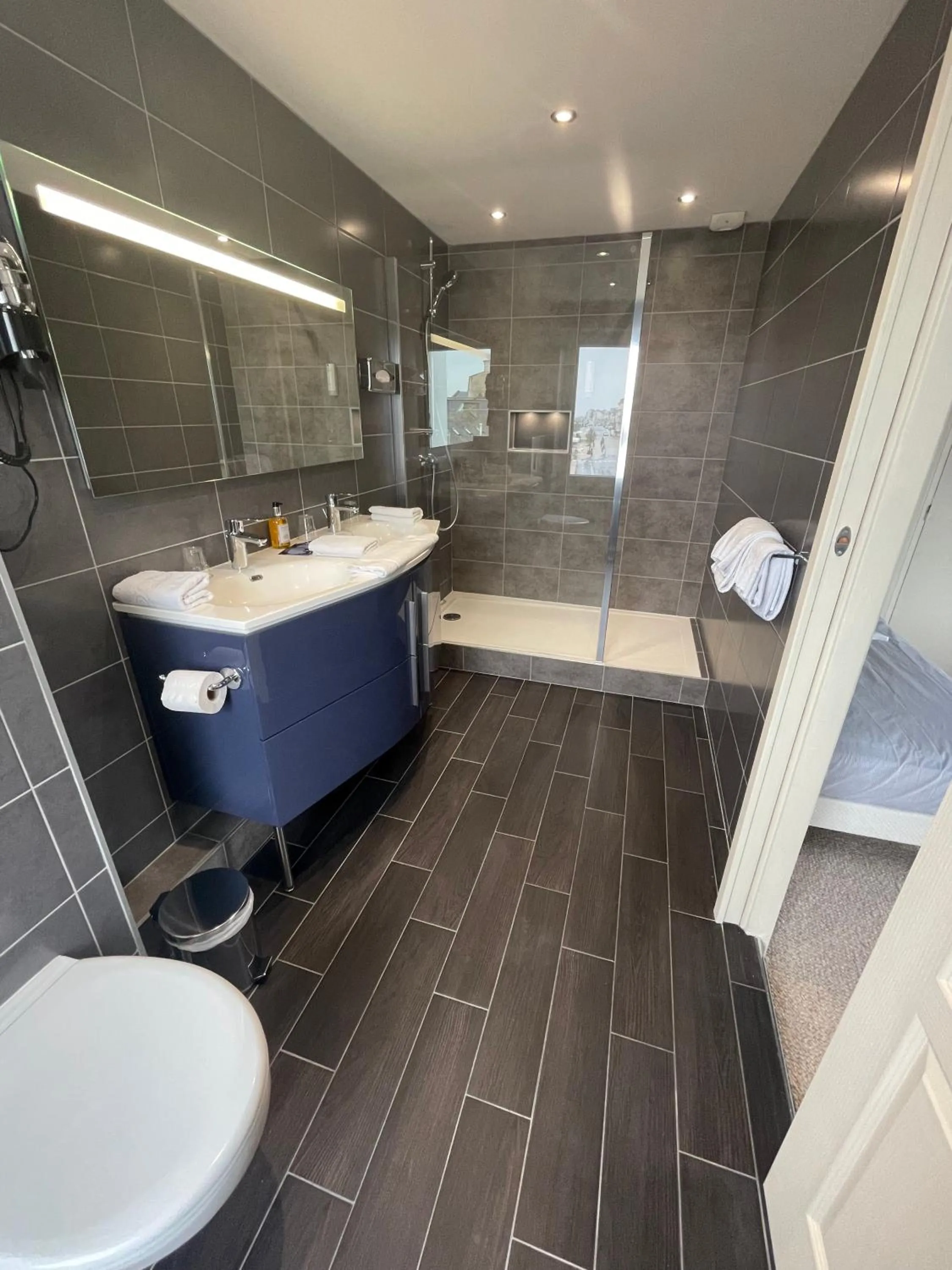 Bathroom in Beau Rivage Hôtel-Restaurant