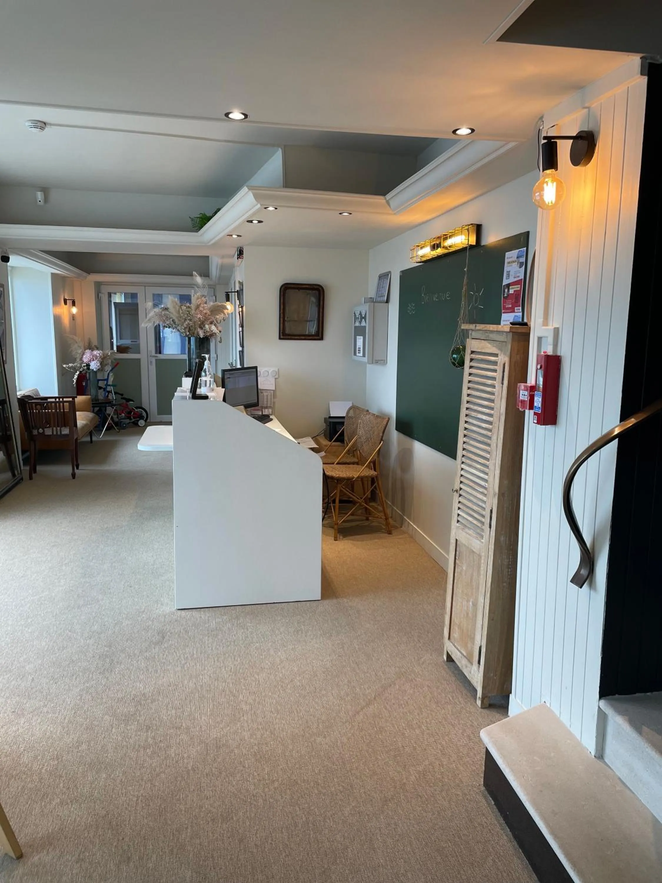 Staff in Beau Rivage Hôtel-Restaurant