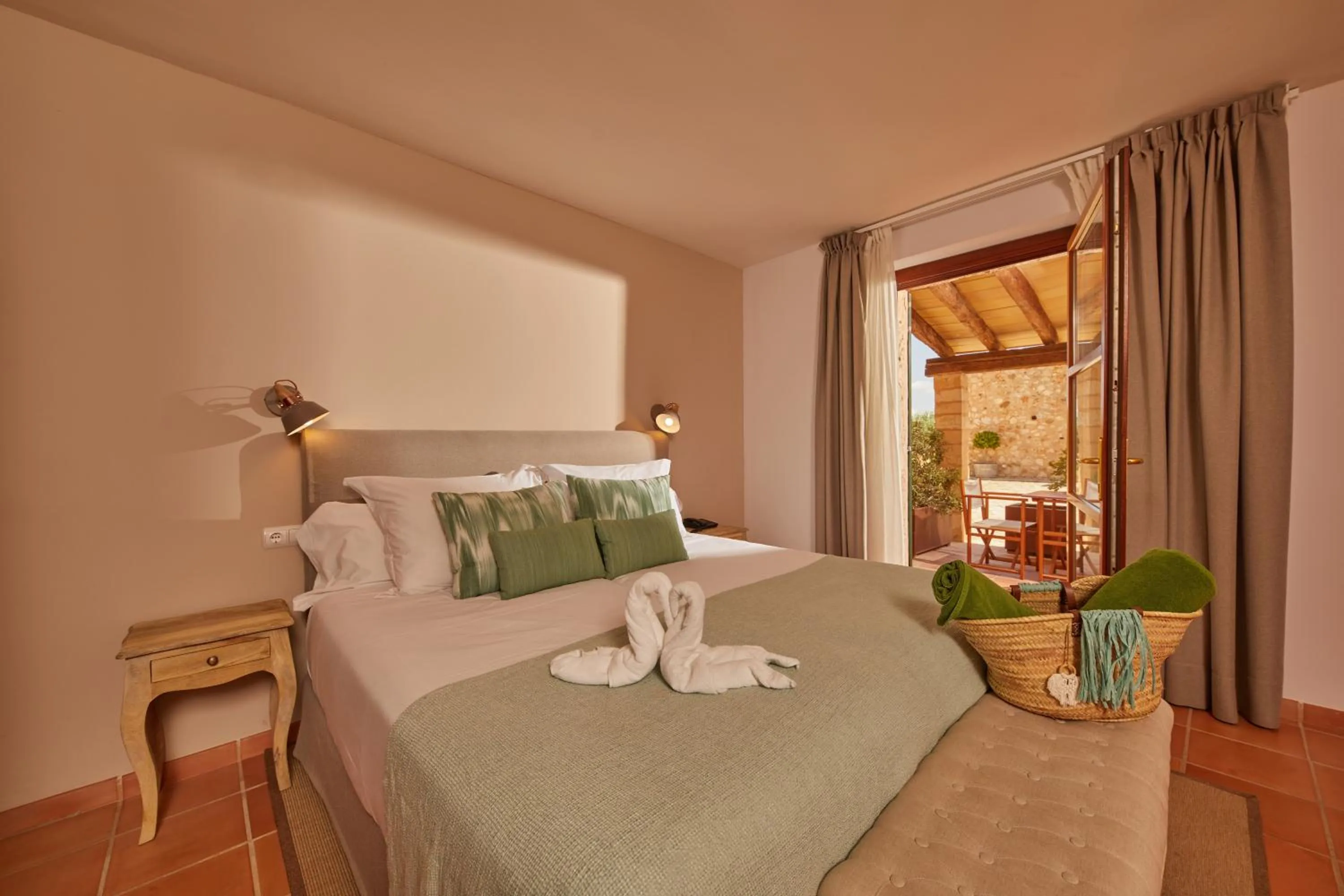 Bed in Hotel Rural Es Riquers