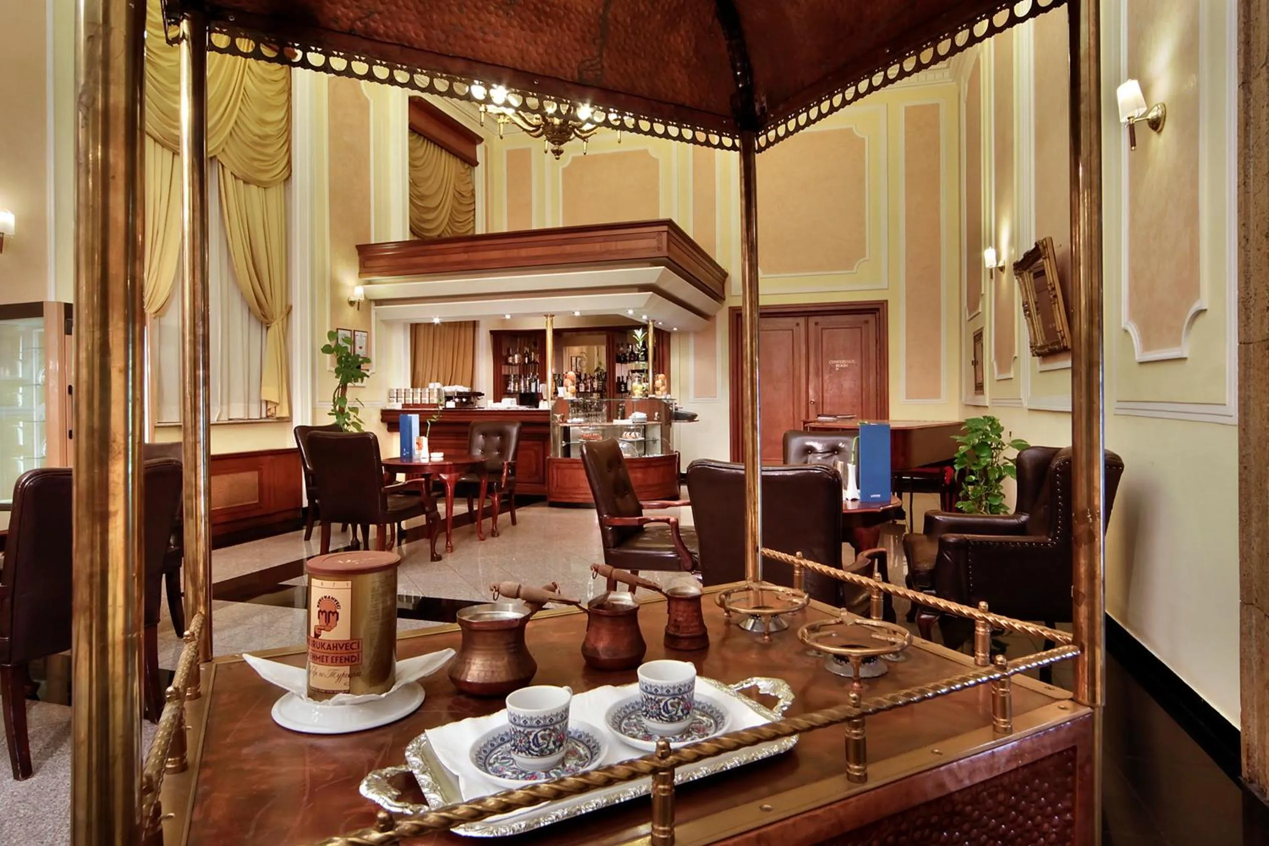 Lobby or reception in Ramada by Wyndham Plovdiv Trimontium