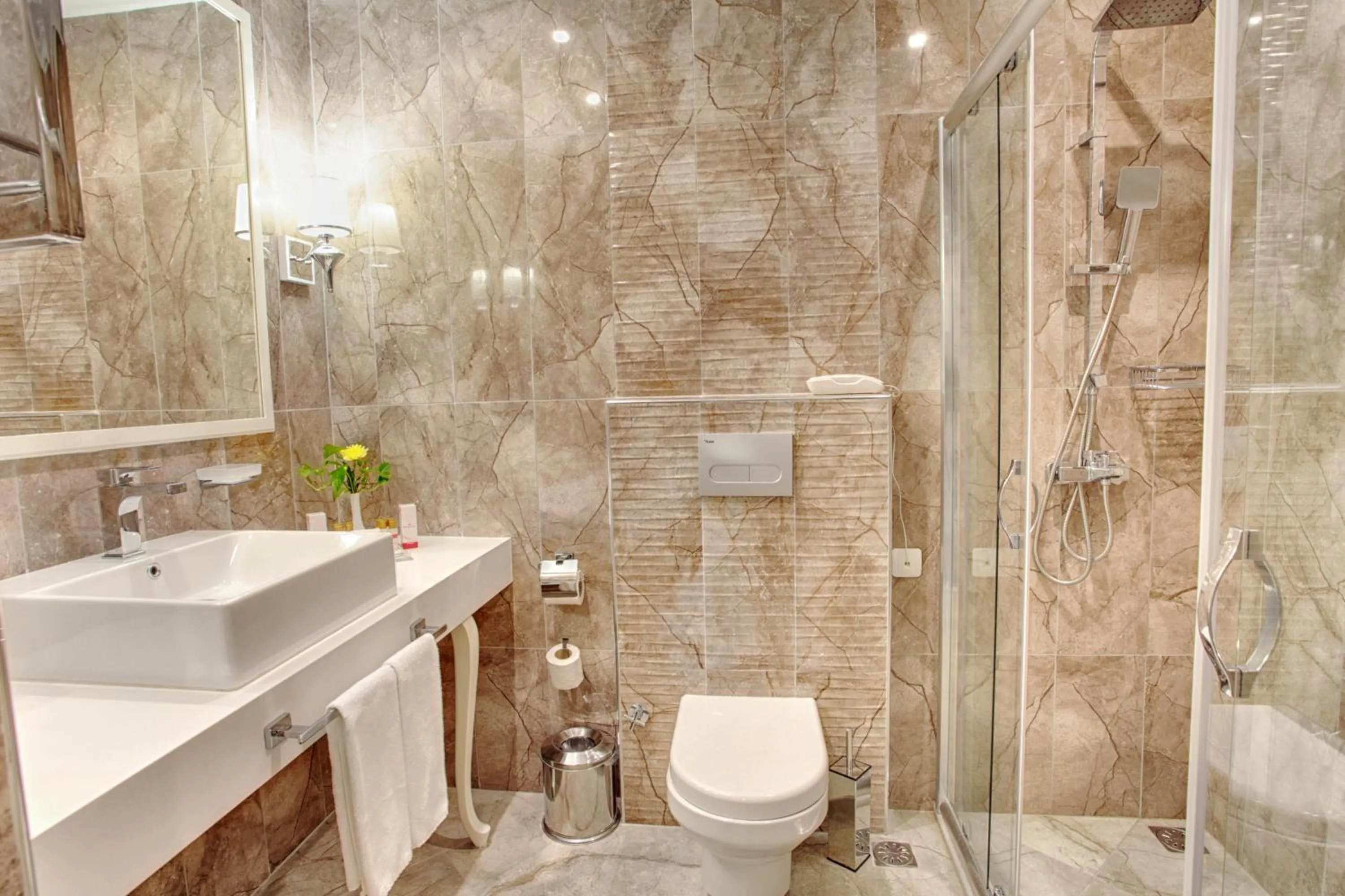 Bathroom in Ramada by Wyndham Plovdiv Trimontium