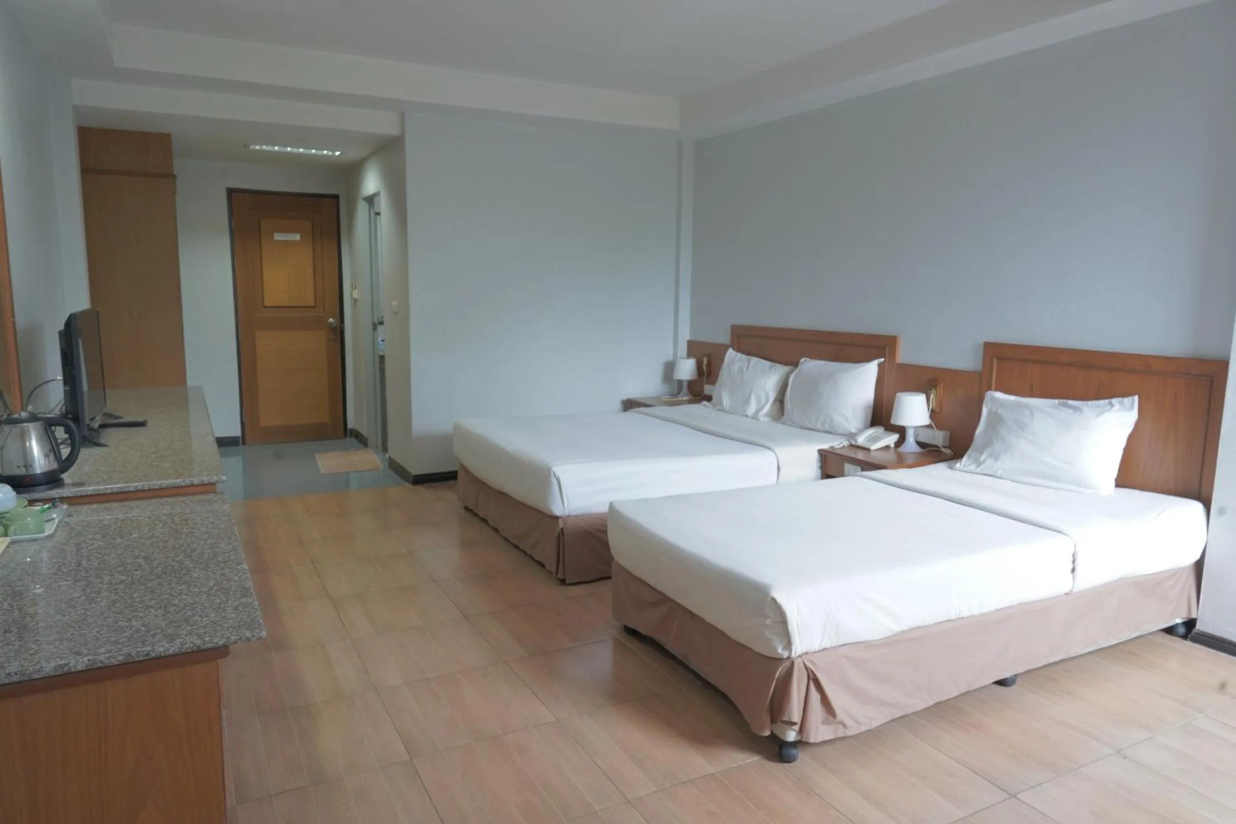 Bedroom, Bed in Sport Inn