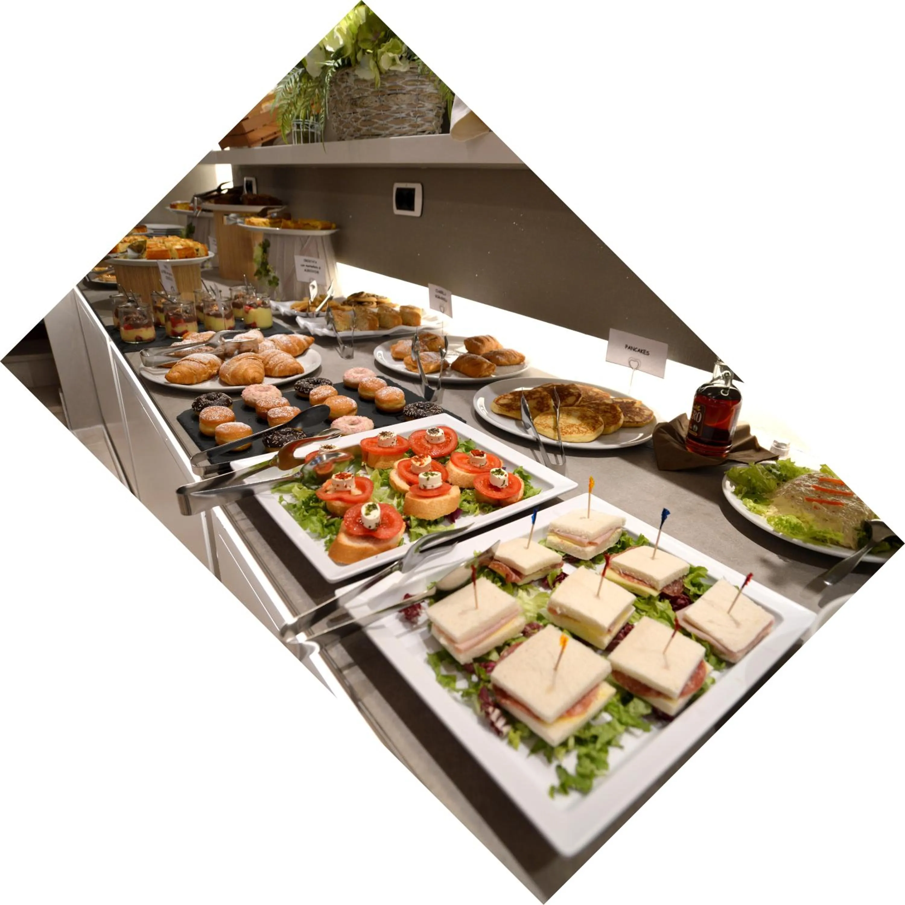 Breakfast in Hotel Adele