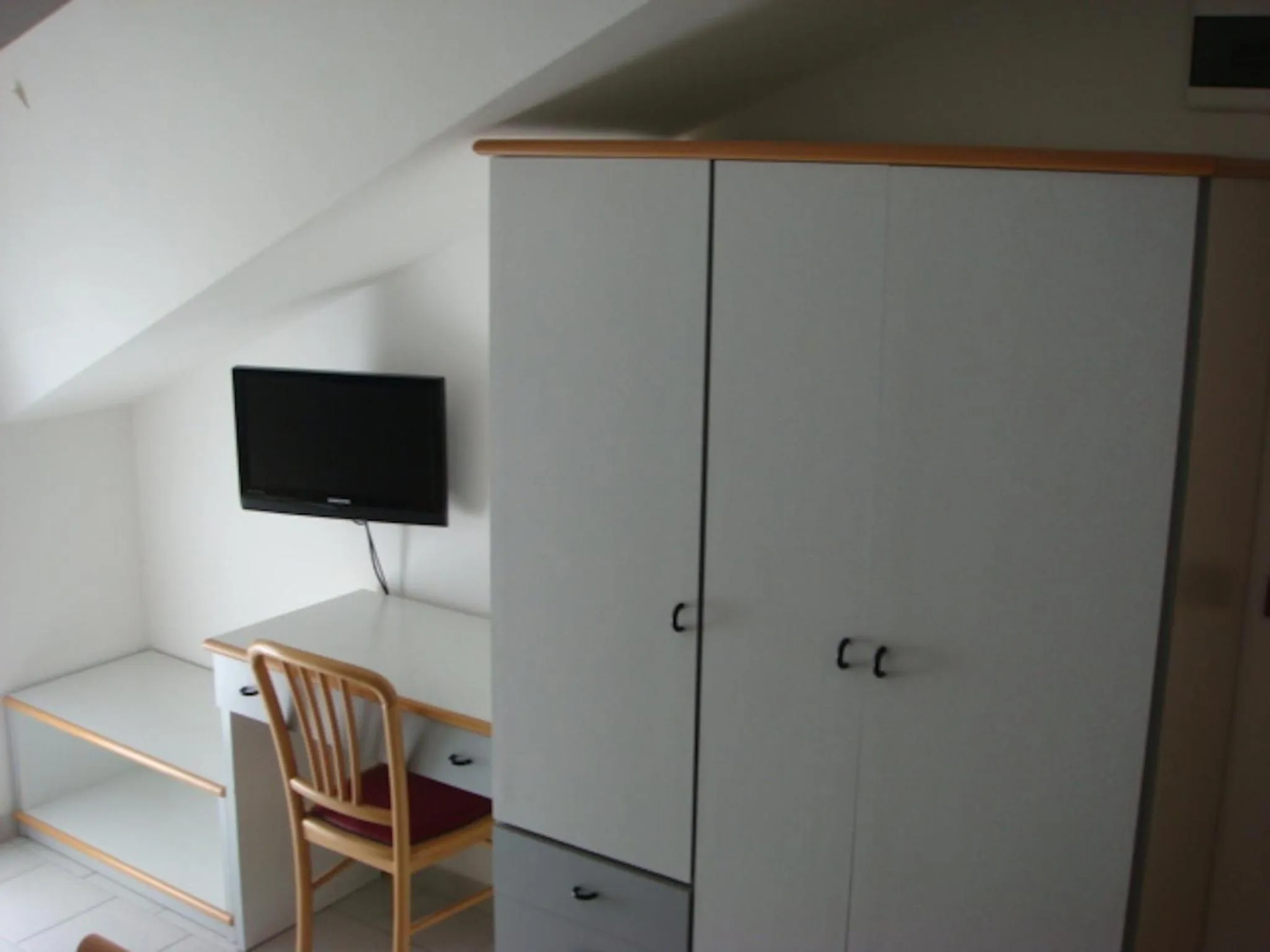 Photo of the whole room in Hotel Adele