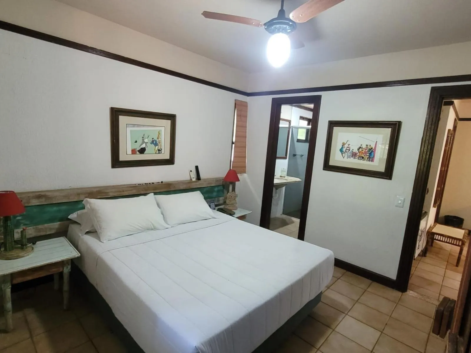 Bathroom, Bed in Portal Lençóis