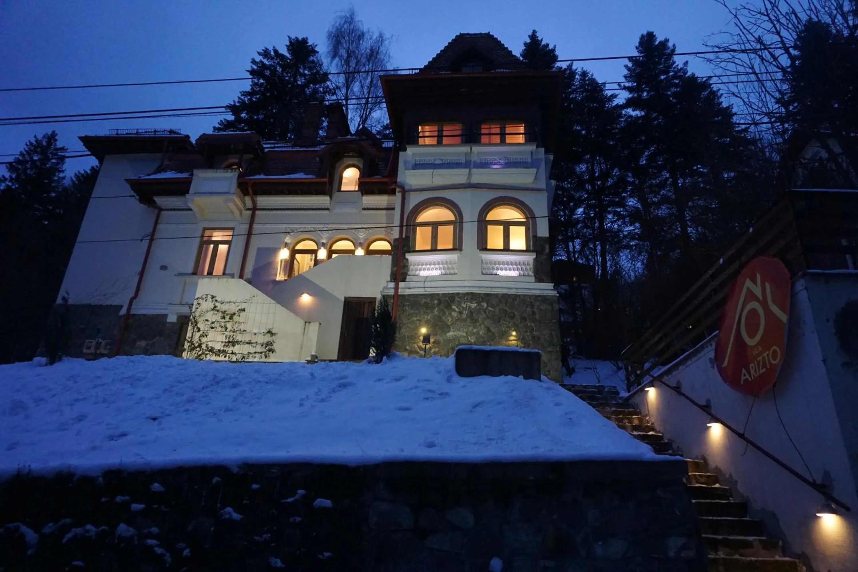 Property building in Vila Arizto