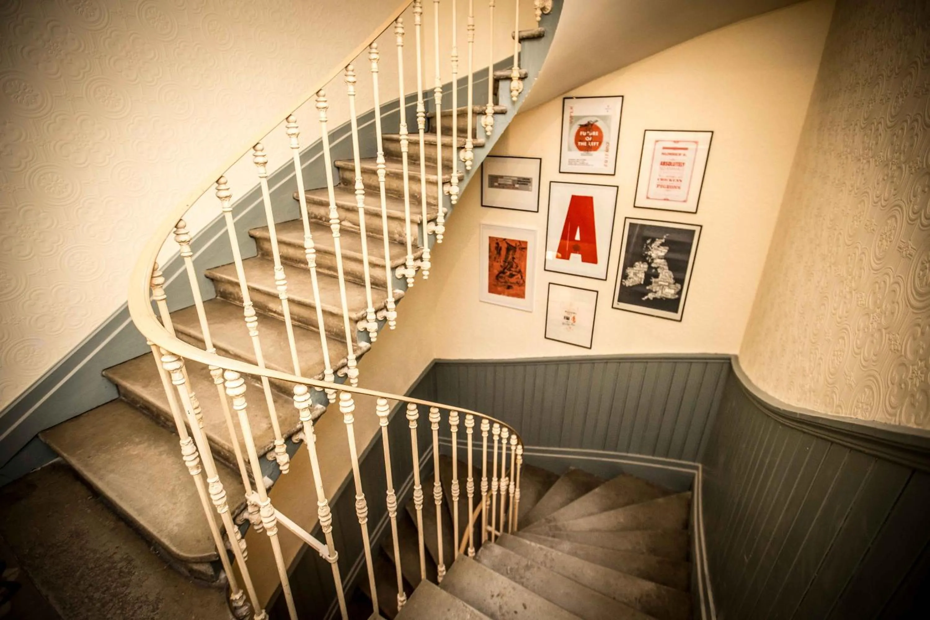 Facade/entrance in Carcassonne Townhouse