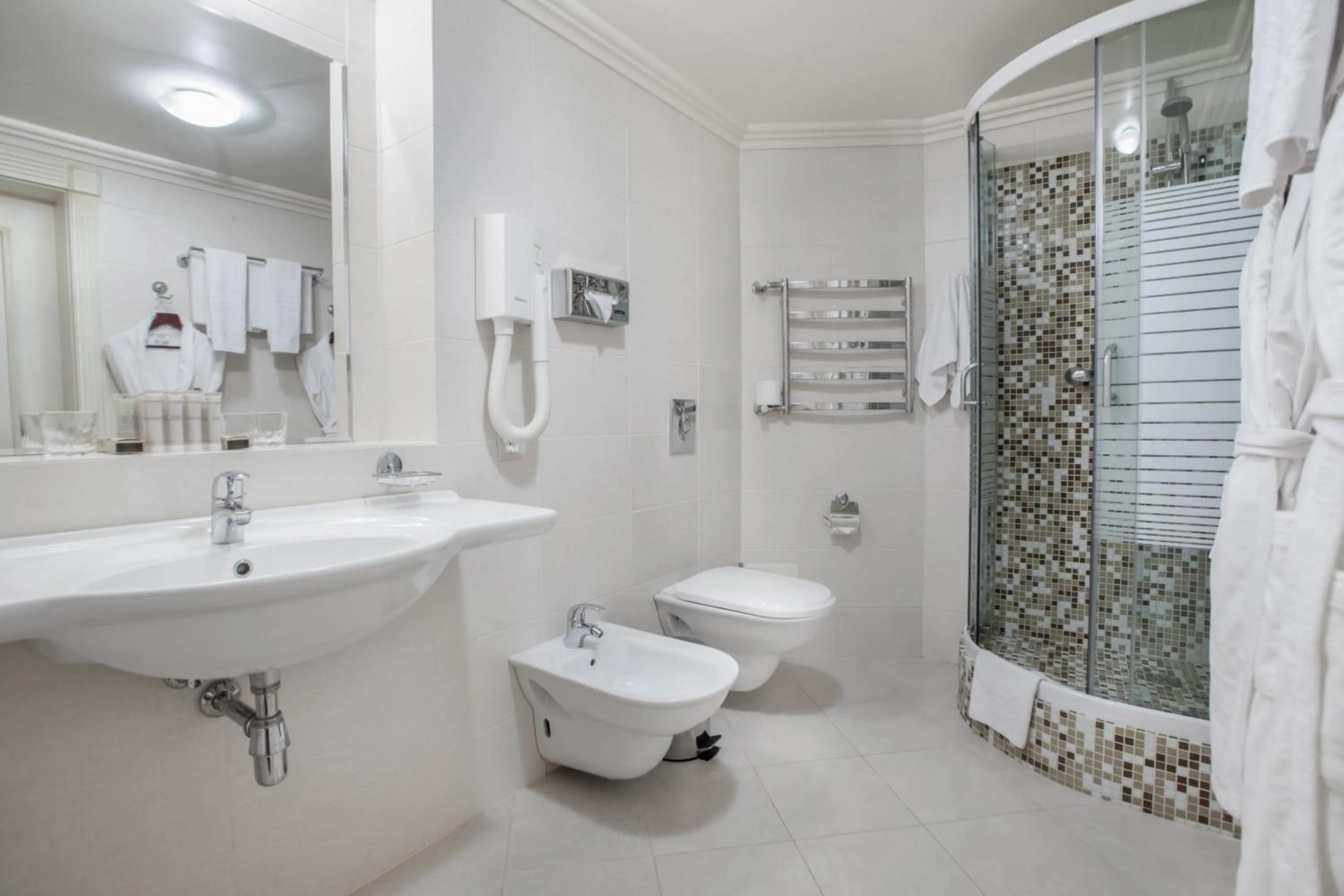 Shower in Londonska SPA Hotel