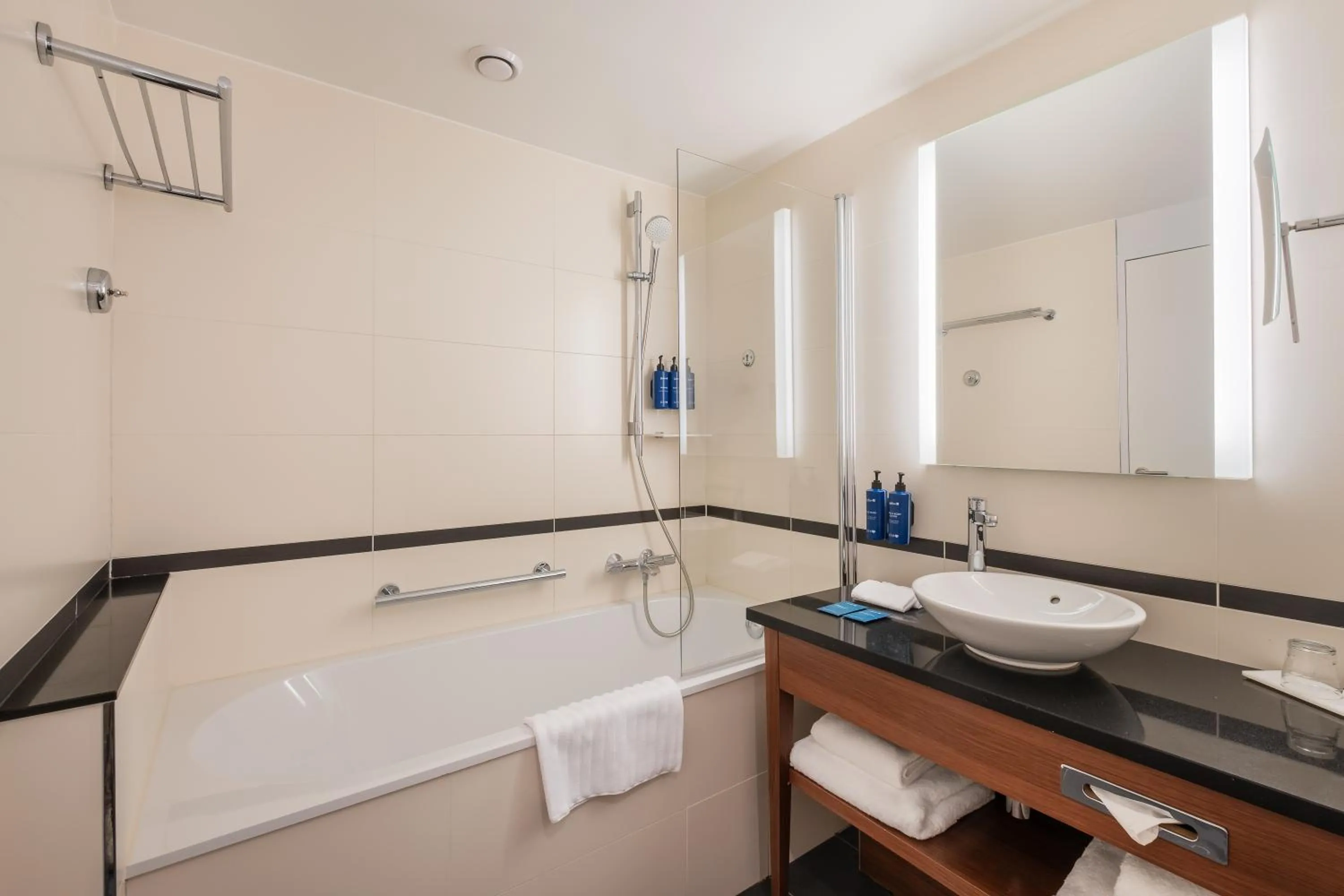 Bathroom in Radisson Blu Hotel, Montpellier