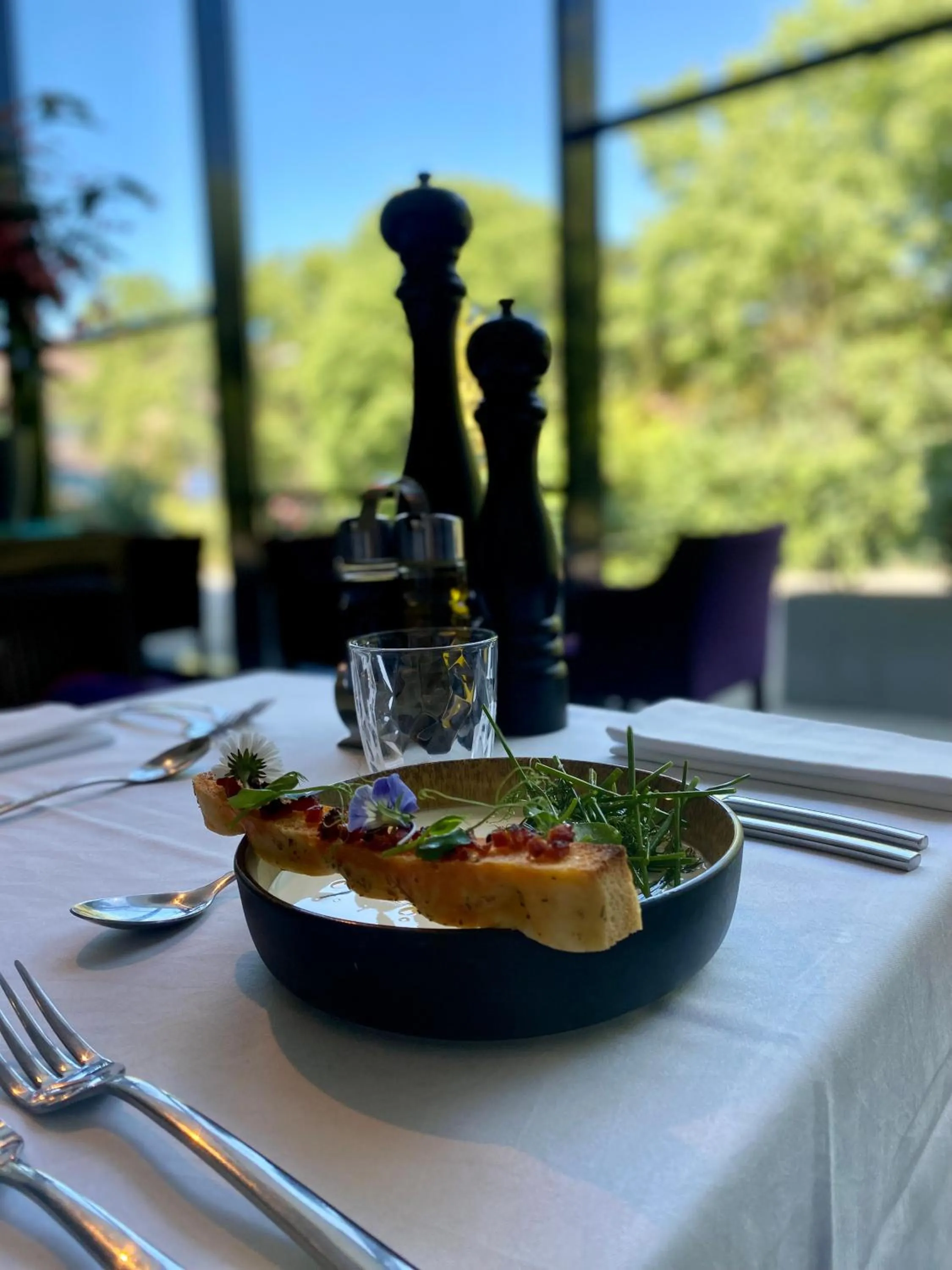 Restaurant/places to eat in Radisson Blu Hotel, Montpellier