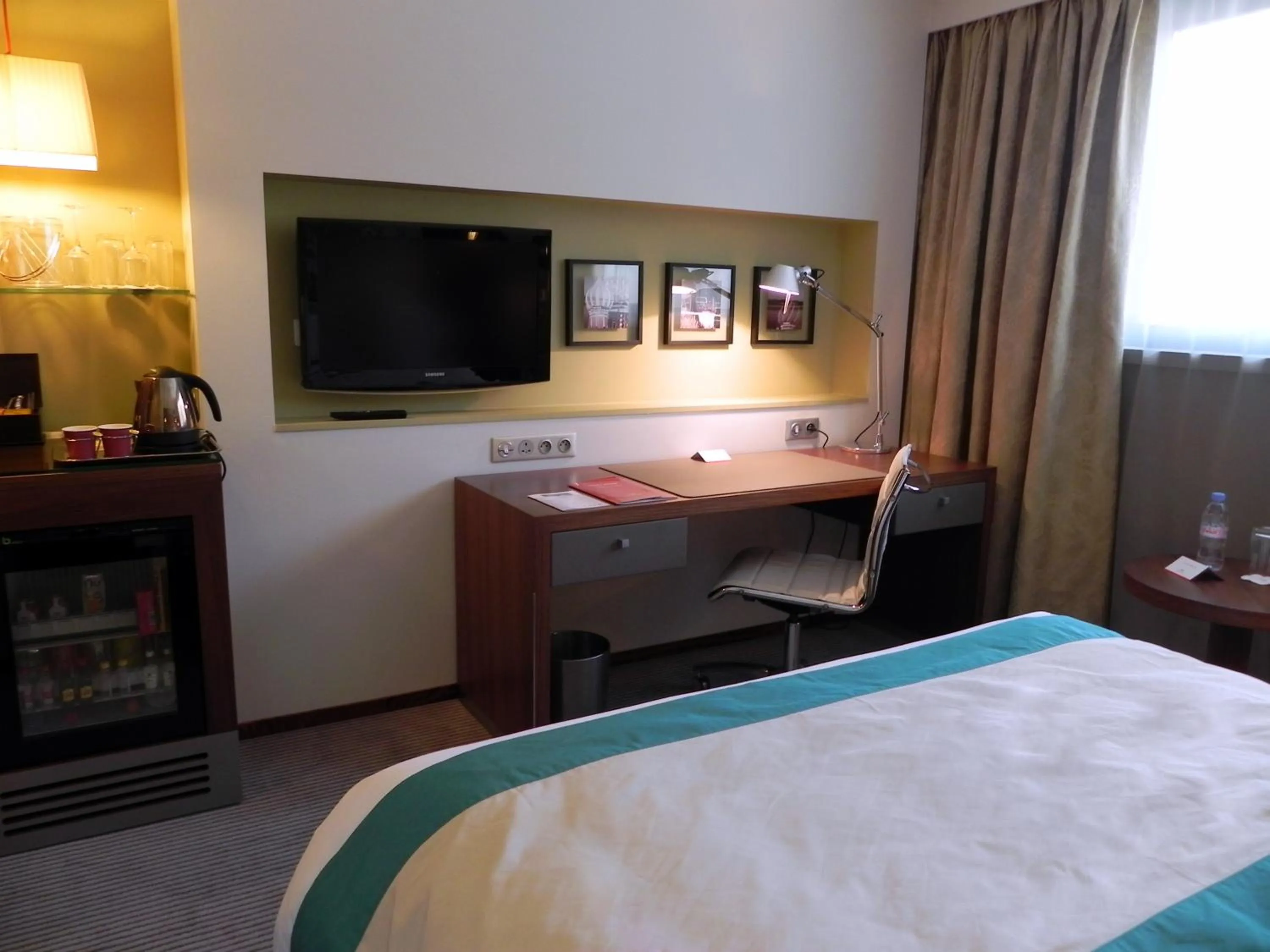 Bed in Radisson Blu Hotel, Montpellier