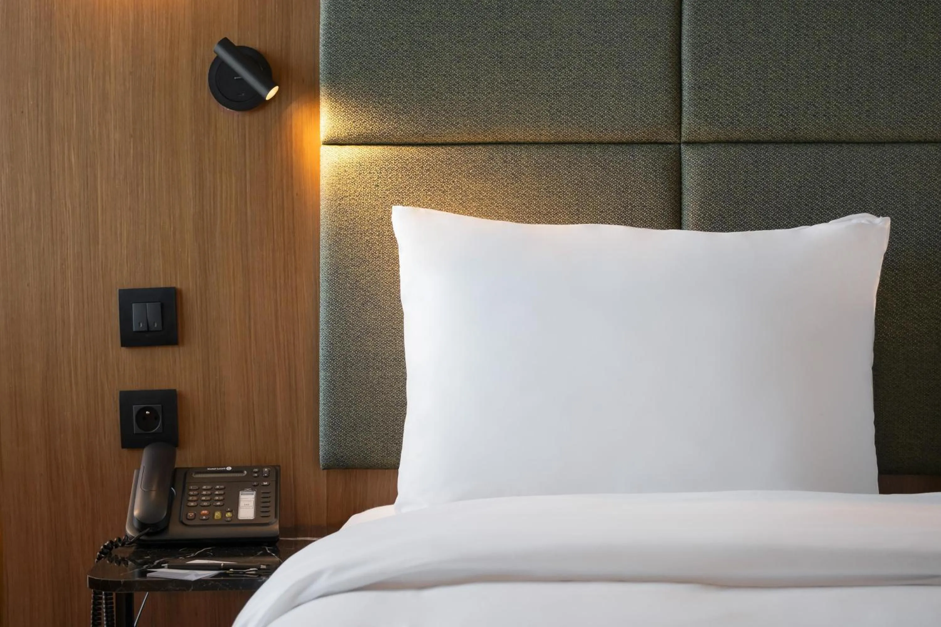 Bedroom, Bed in Radisson Blu Hotel, Montpellier