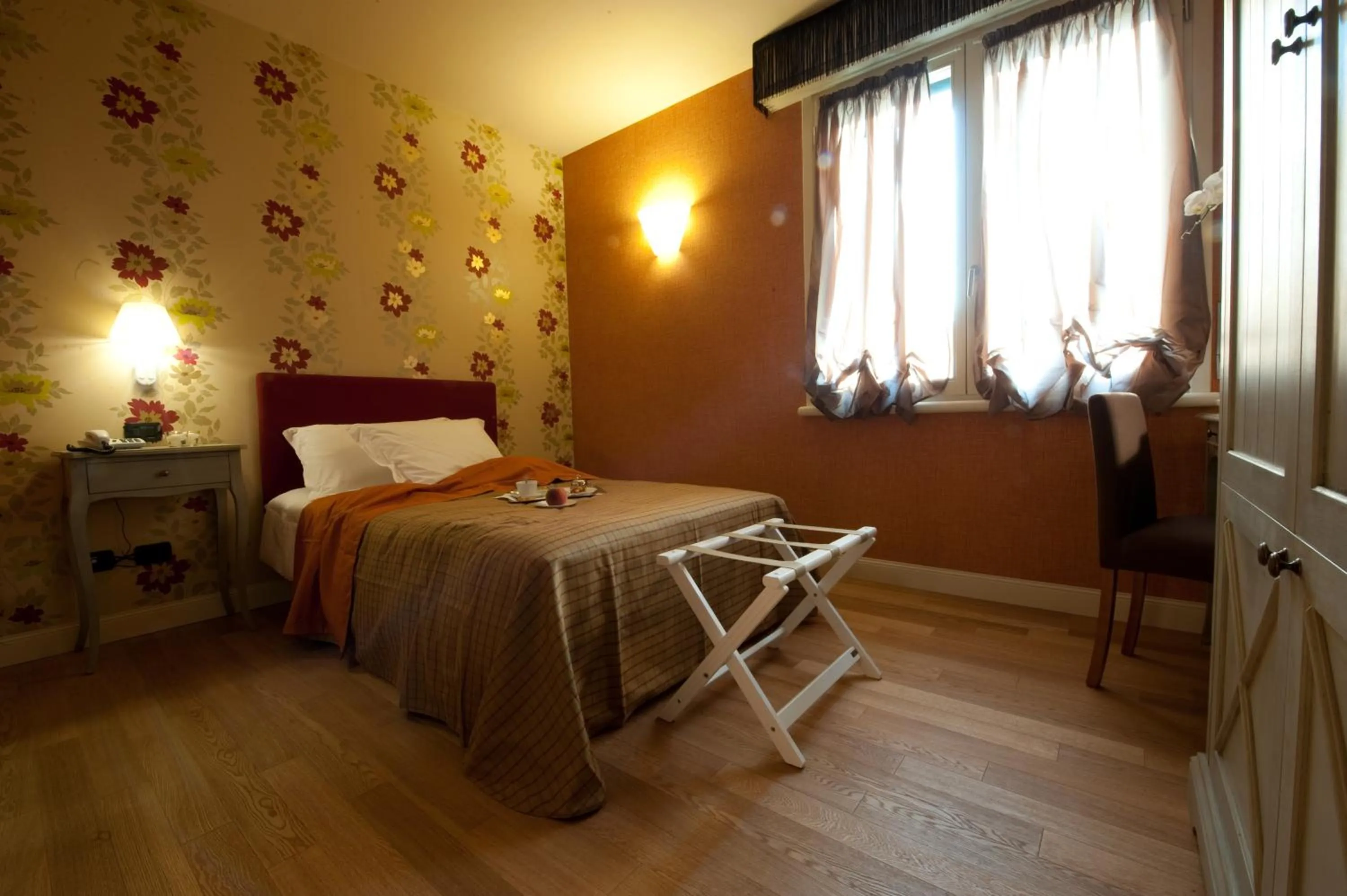 Photo of the whole room in Hotel Locanda Stendhal