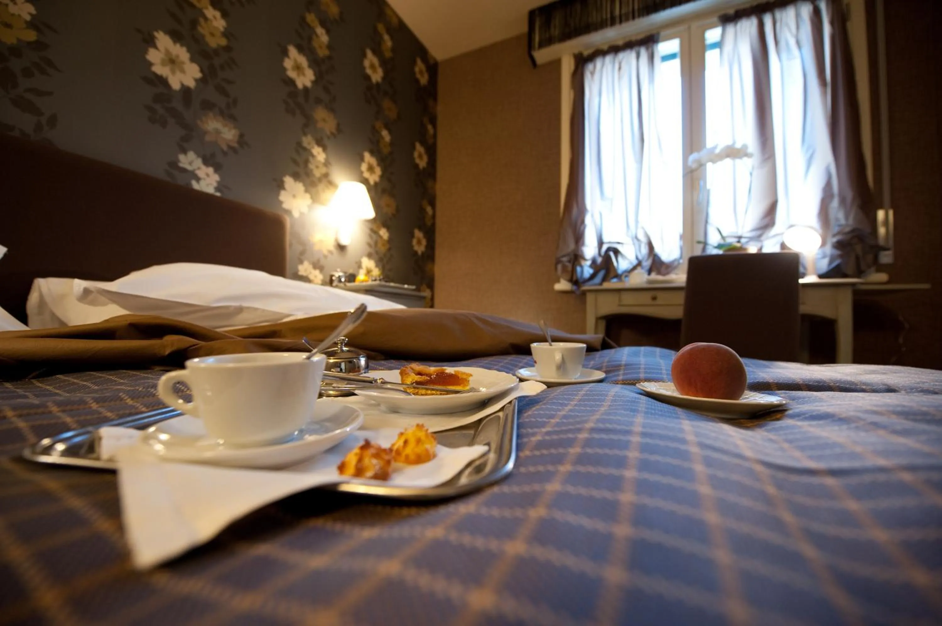 Bed in Hotel Locanda Stendhal