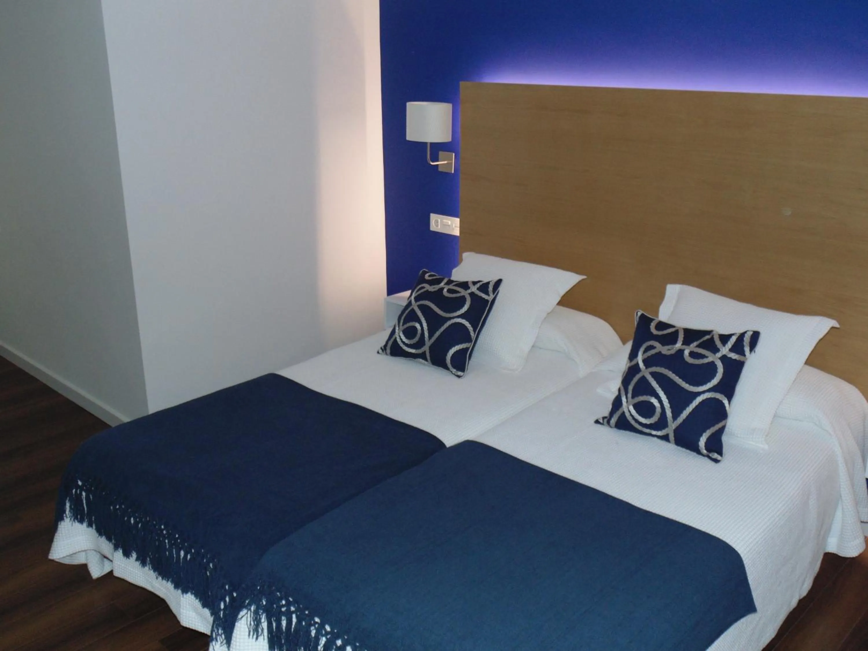 Photo of the whole room, Bed in Hotel Llorca