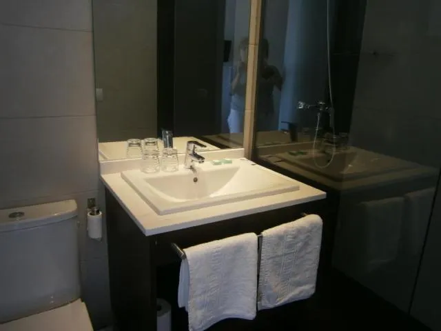 Bathroom in Hotel Llorca