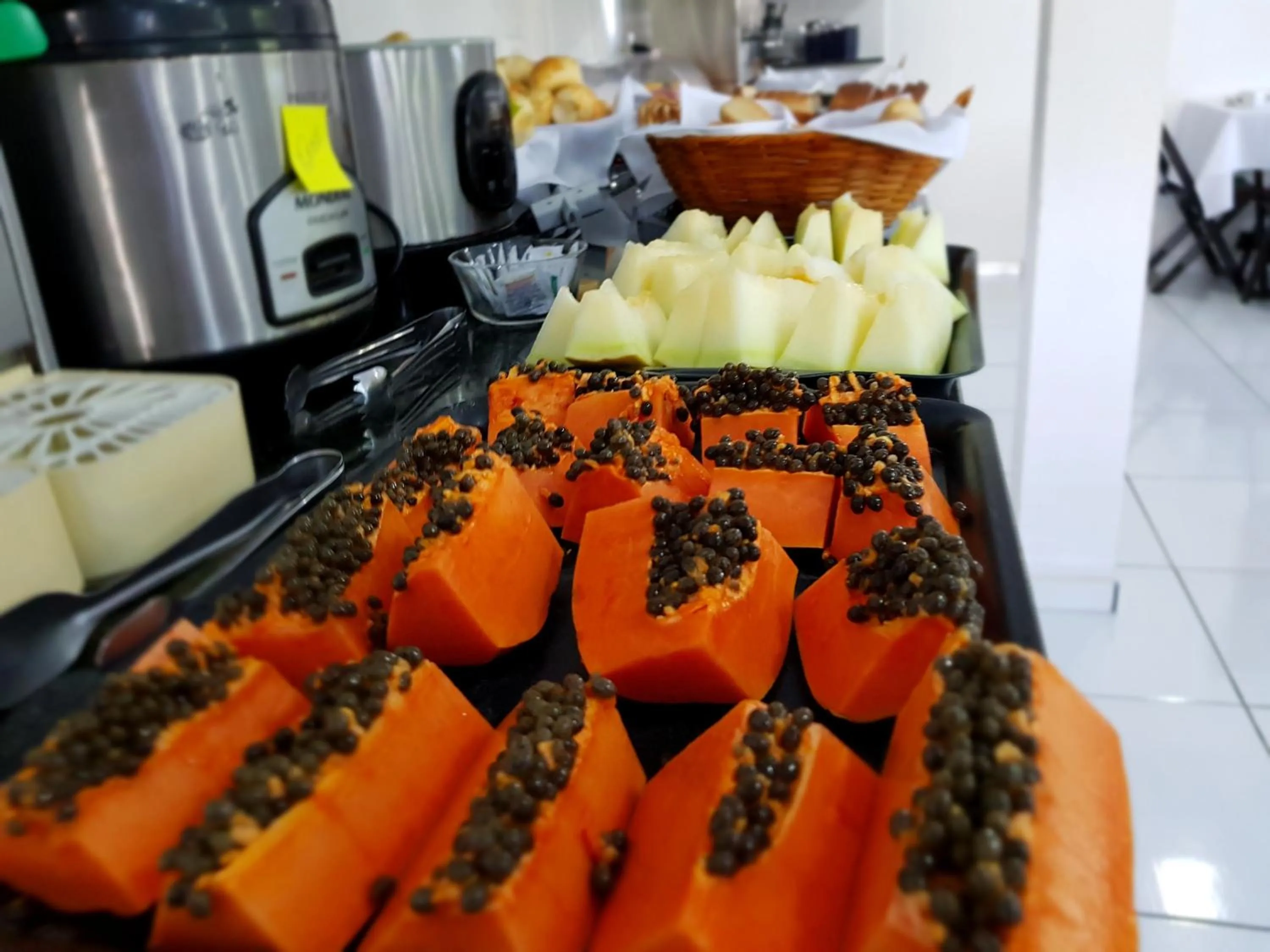 Buffet breakfast in Pousada Mar Azul