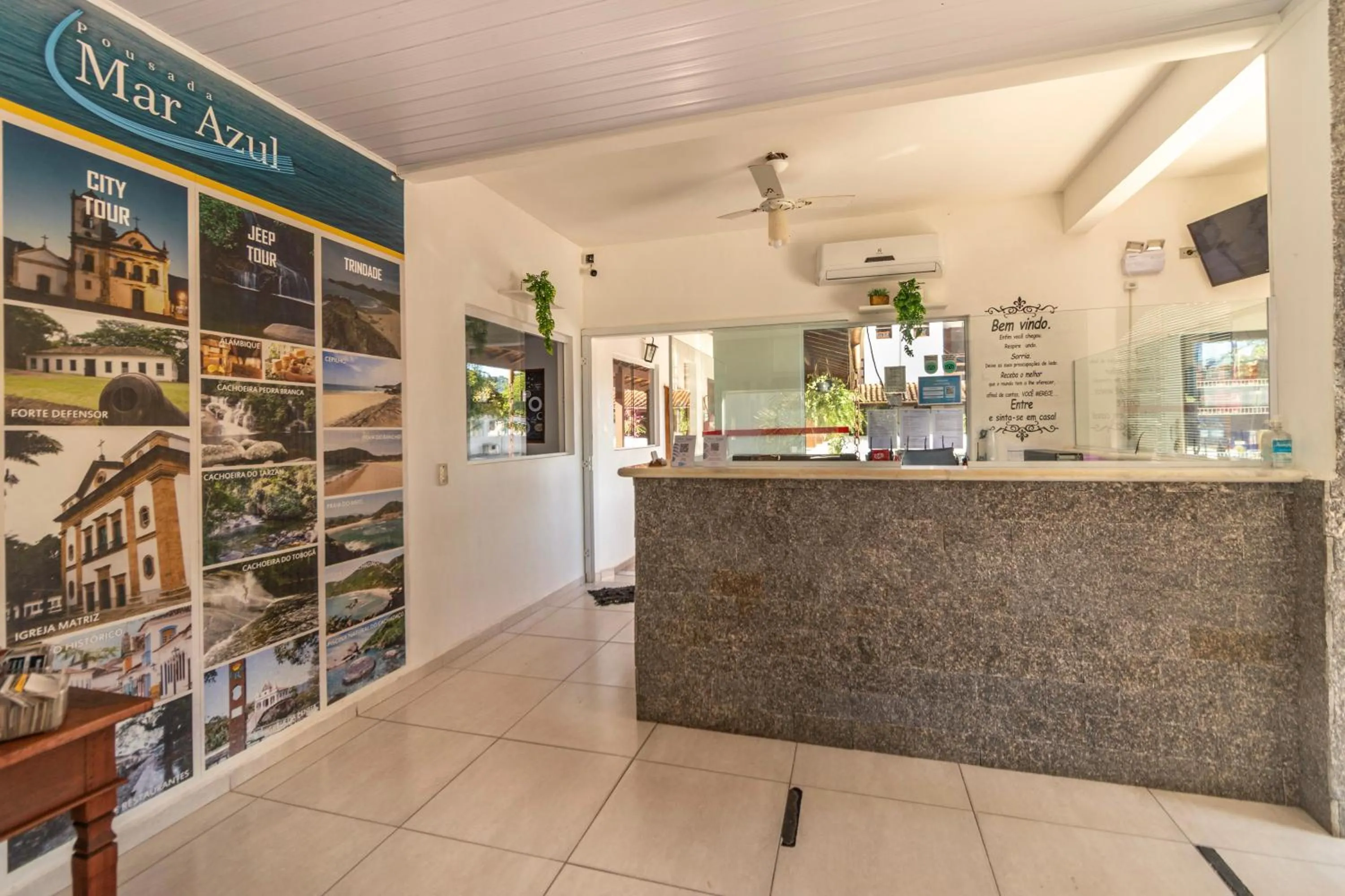 Lobby or reception in Pousada Mar Azul