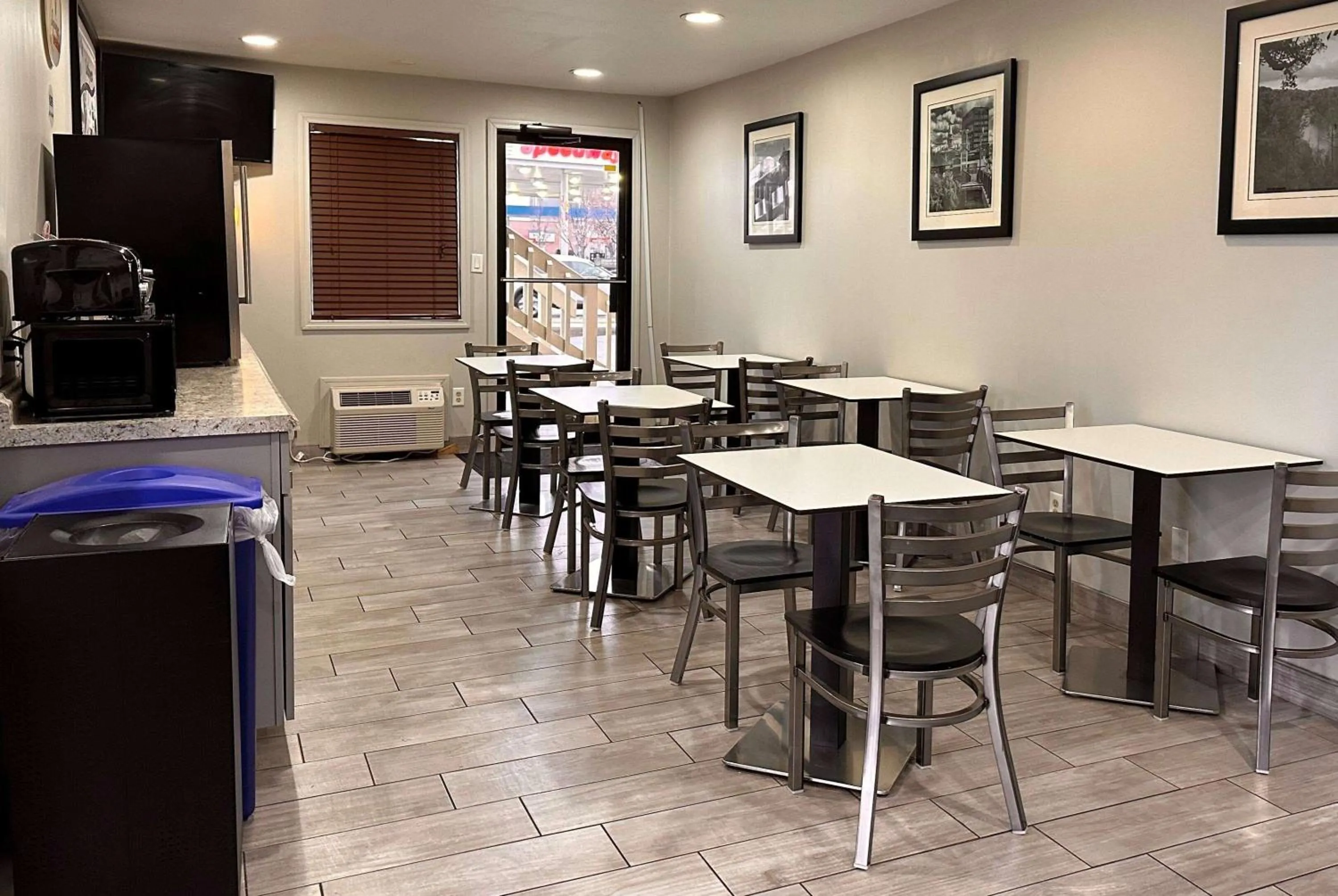 Breakfast in Super 8 by Wyndham Lafayette