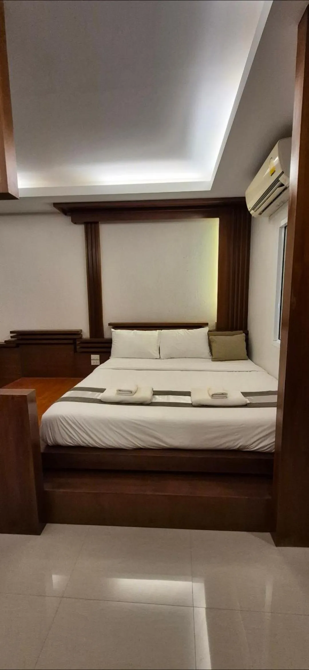 Bed in The Peace Tara House