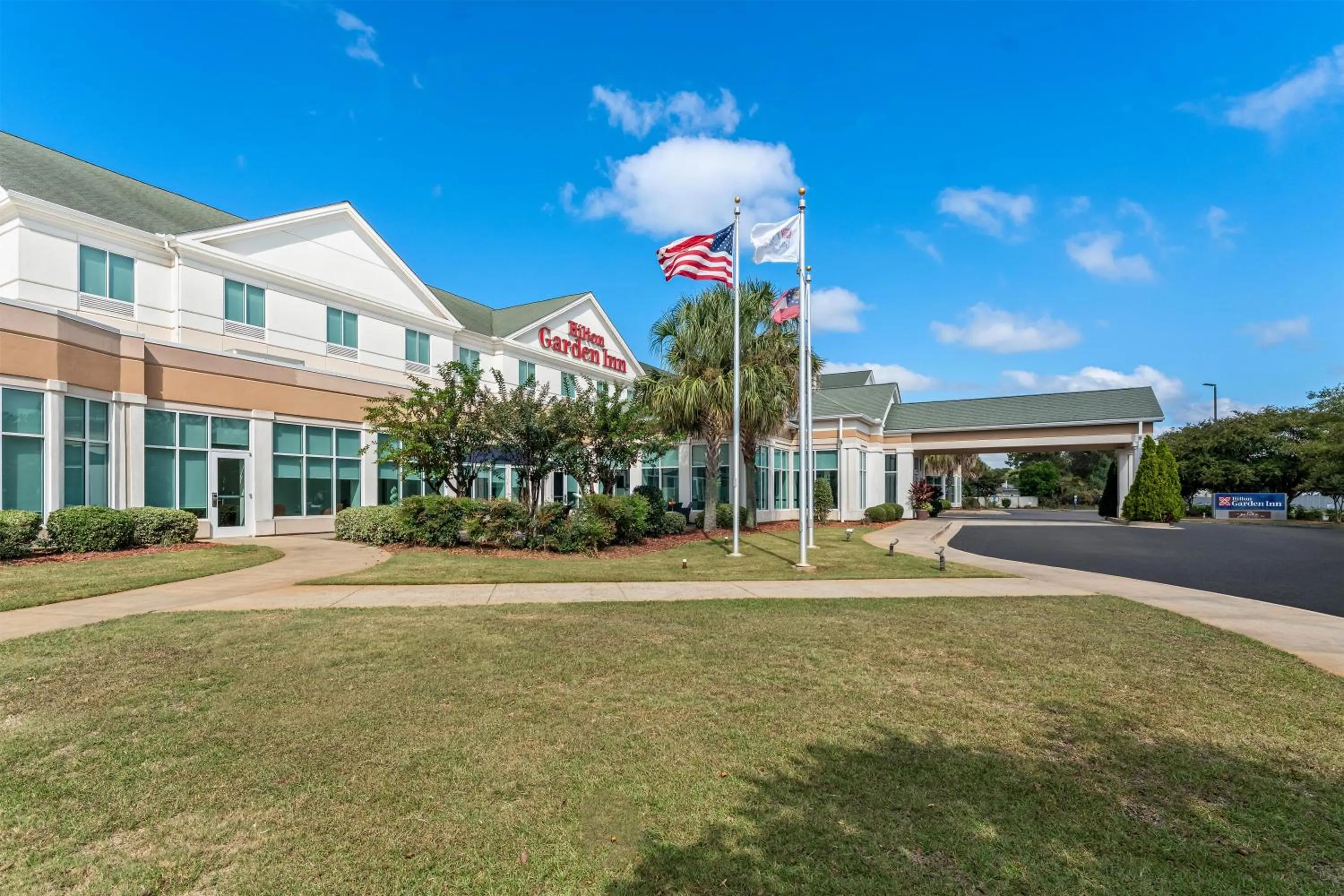 Property building in Hilton Garden Inn Warner Robins