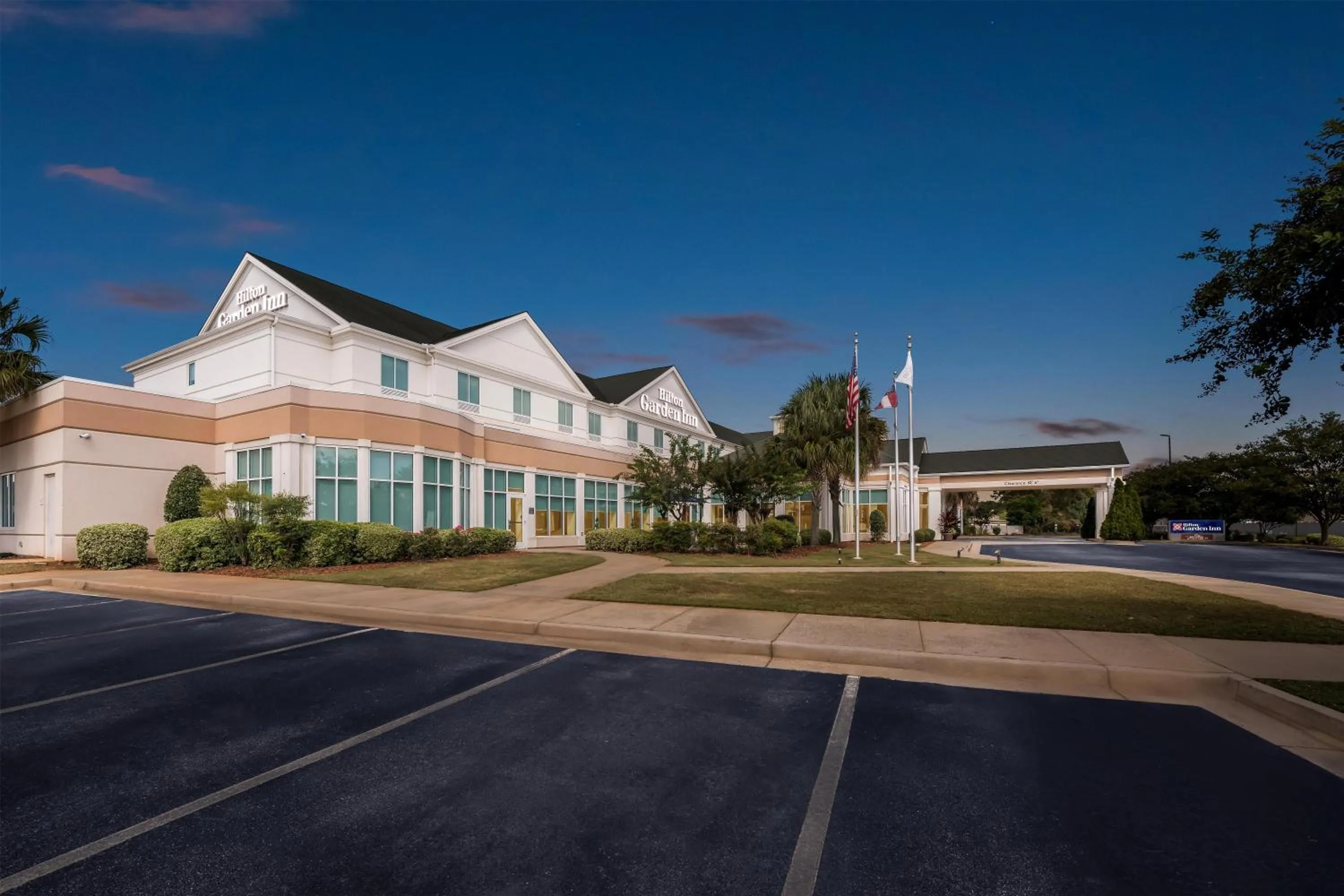 Property building in Hilton Garden Inn Warner Robins