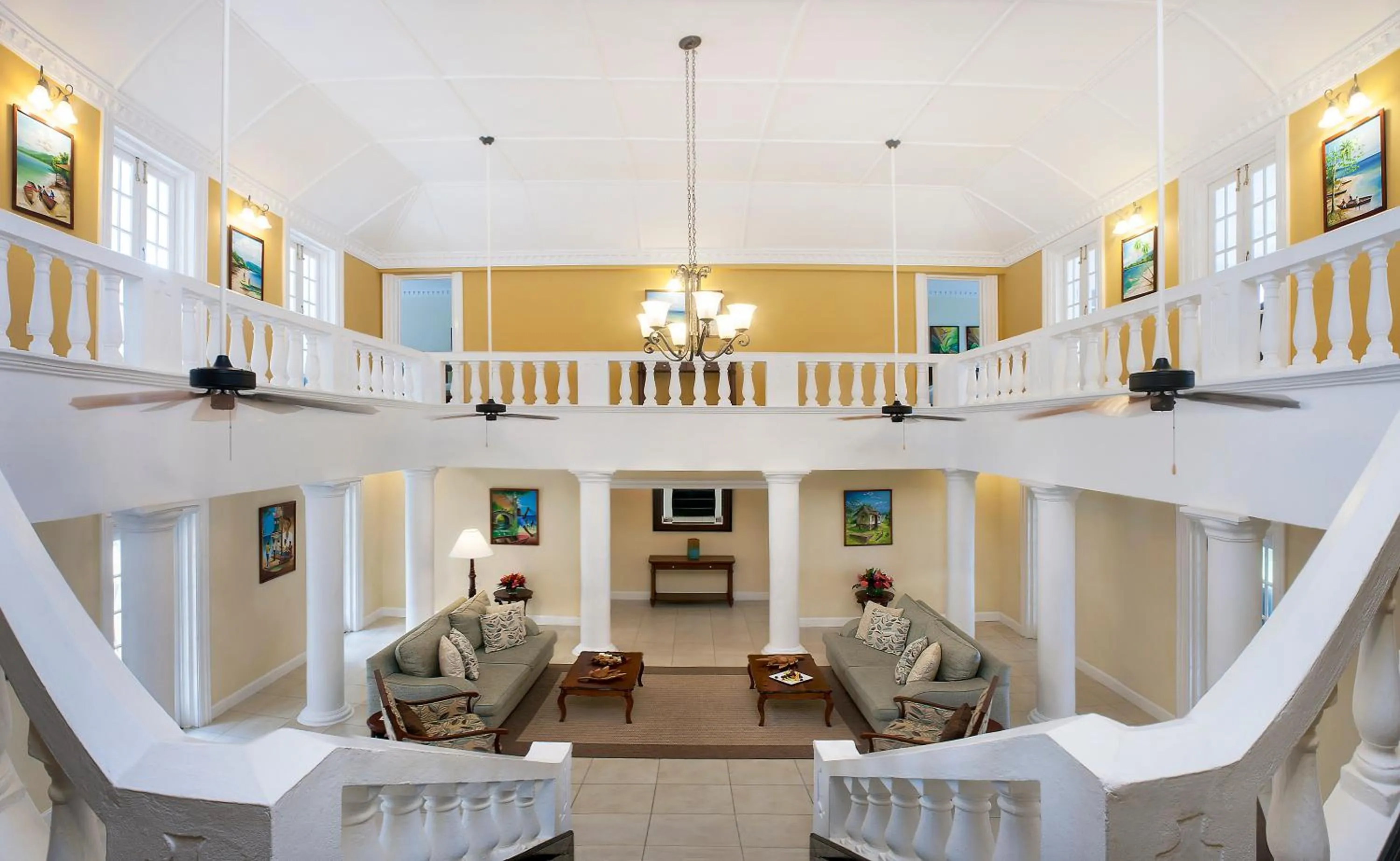 Living room in Half Moon