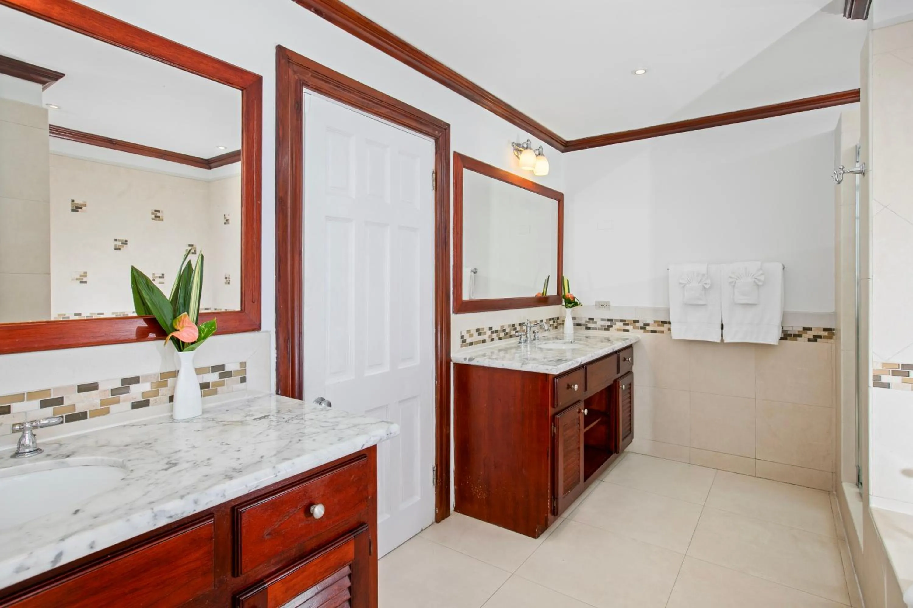 Bathroom in Half Moon