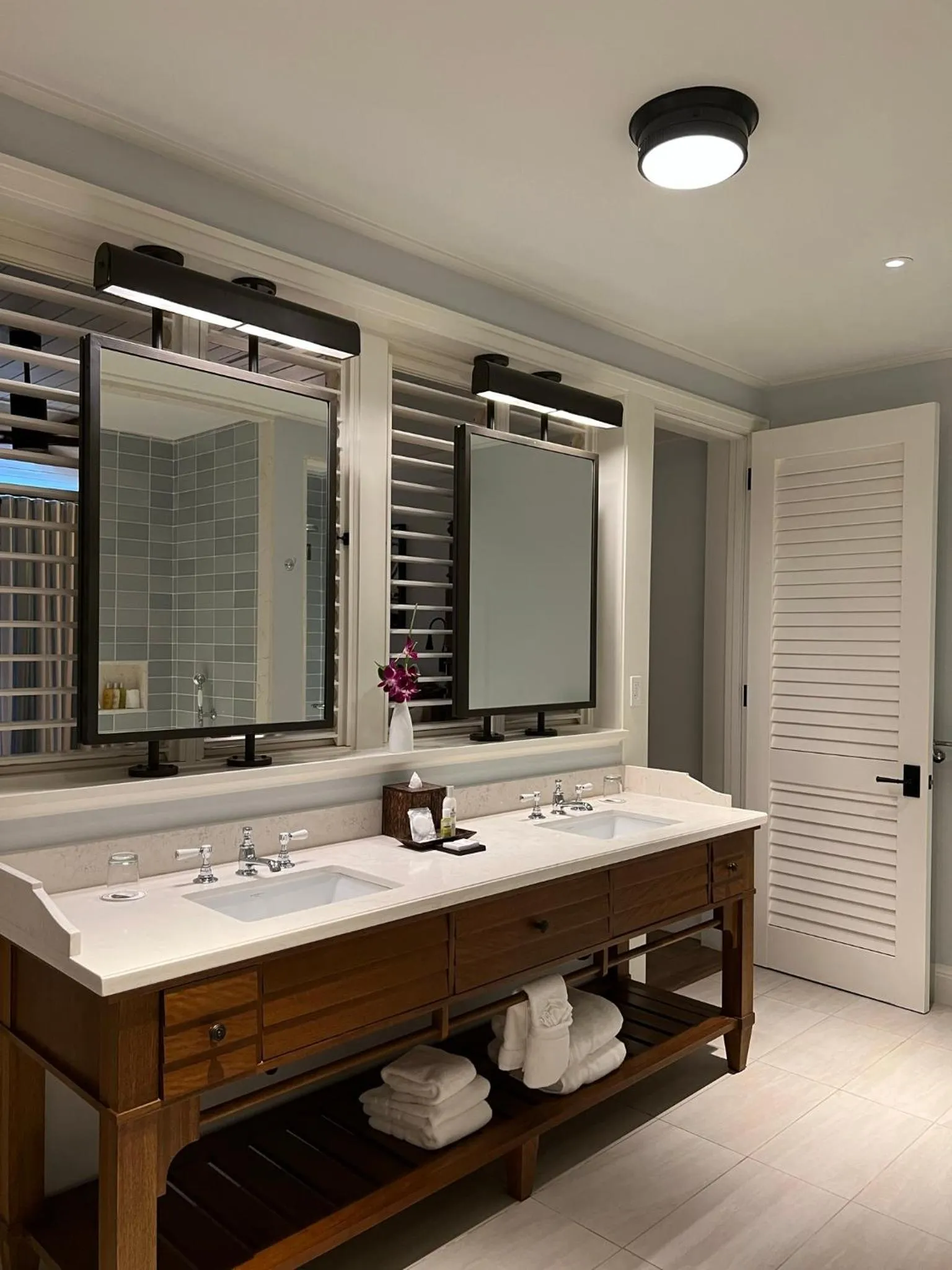 Bathroom in Half Moon